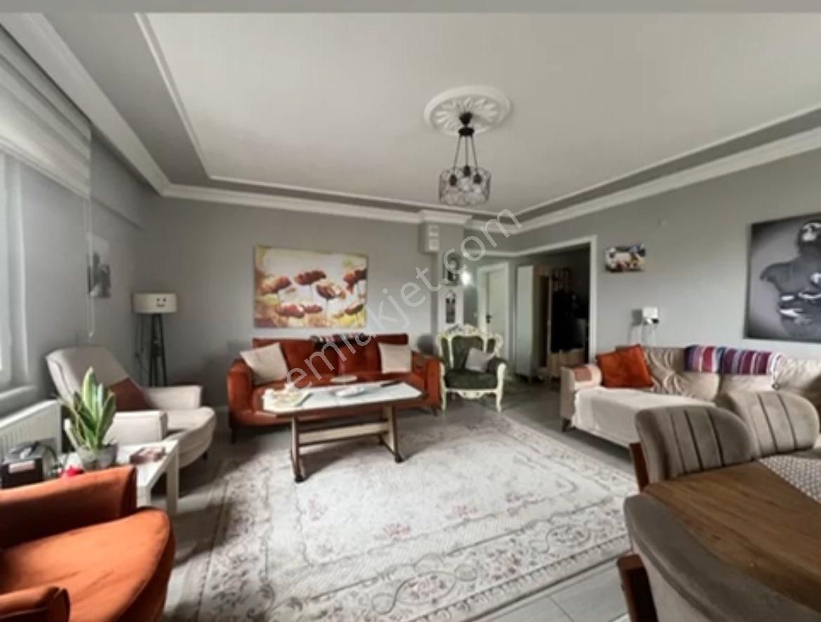 Karasu İncilli Mh. 145m2 Ayrı Mutfaklı 3+1 Yazlık Kışlık Daire