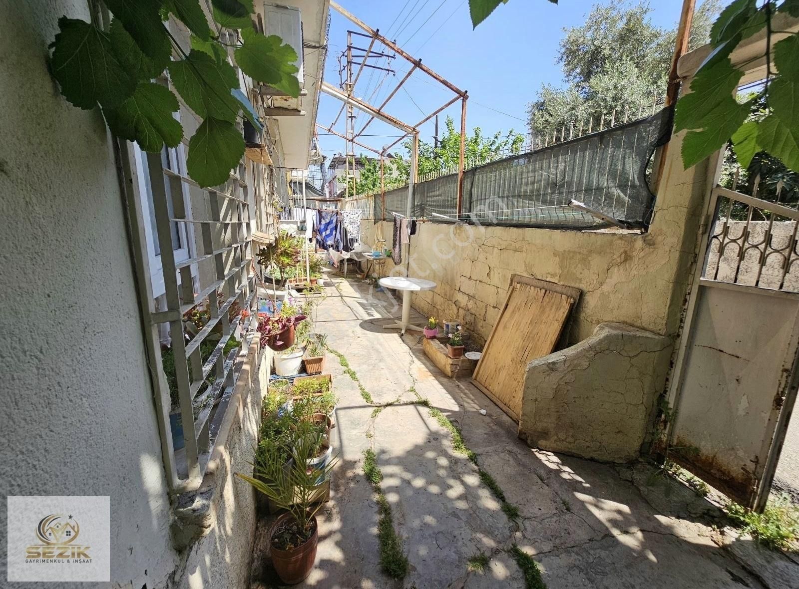 Sümer Mh Kıyıboyu Nün Dibinde 124 Mt 3 Katlı Müstakil Ev - Görsel 3