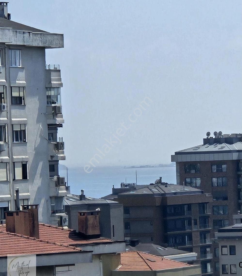 Şaşkınbakkal 'da Kısmi Deniz Manzaralı Sıfır Binada Satılık 3+1 Balkonlu Ebeveyn Banyolu Daire