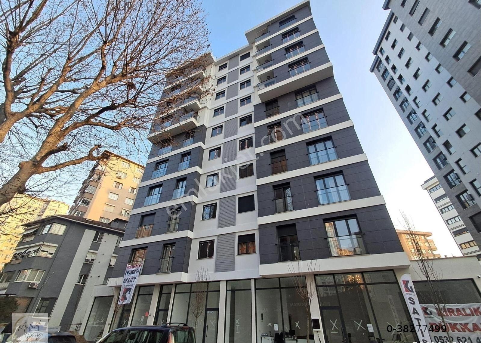 Kozyatağı Kozy Avm Yakını Sıfır Binada Satılık 2+1 Net 60 M2 Daire