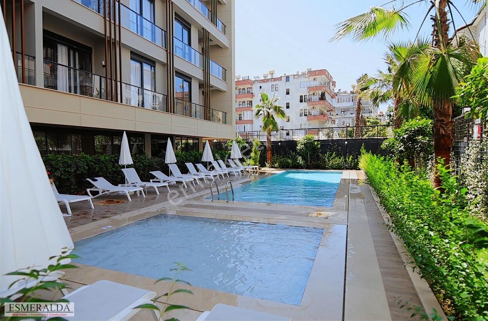 Alanya Güller Pınarı Mahallesi Site İçi Kiralık 1+1 Boş Daire