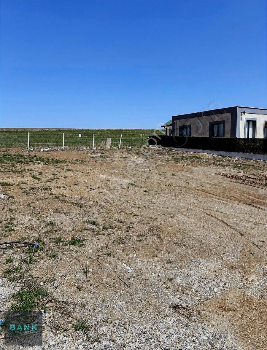 Haymana Yolu Mogan Gölü ' Ne Komşu Telle Çevrili 500mt Hisseli