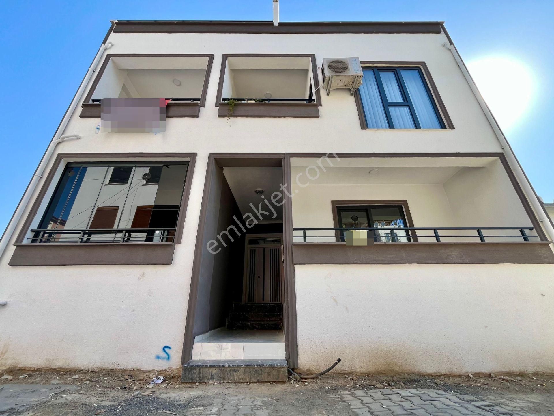 Akçay Sezgin Emlak'tan Ayrı Mutfaklı Sıfır Satılık 1+1 Lüx Daire