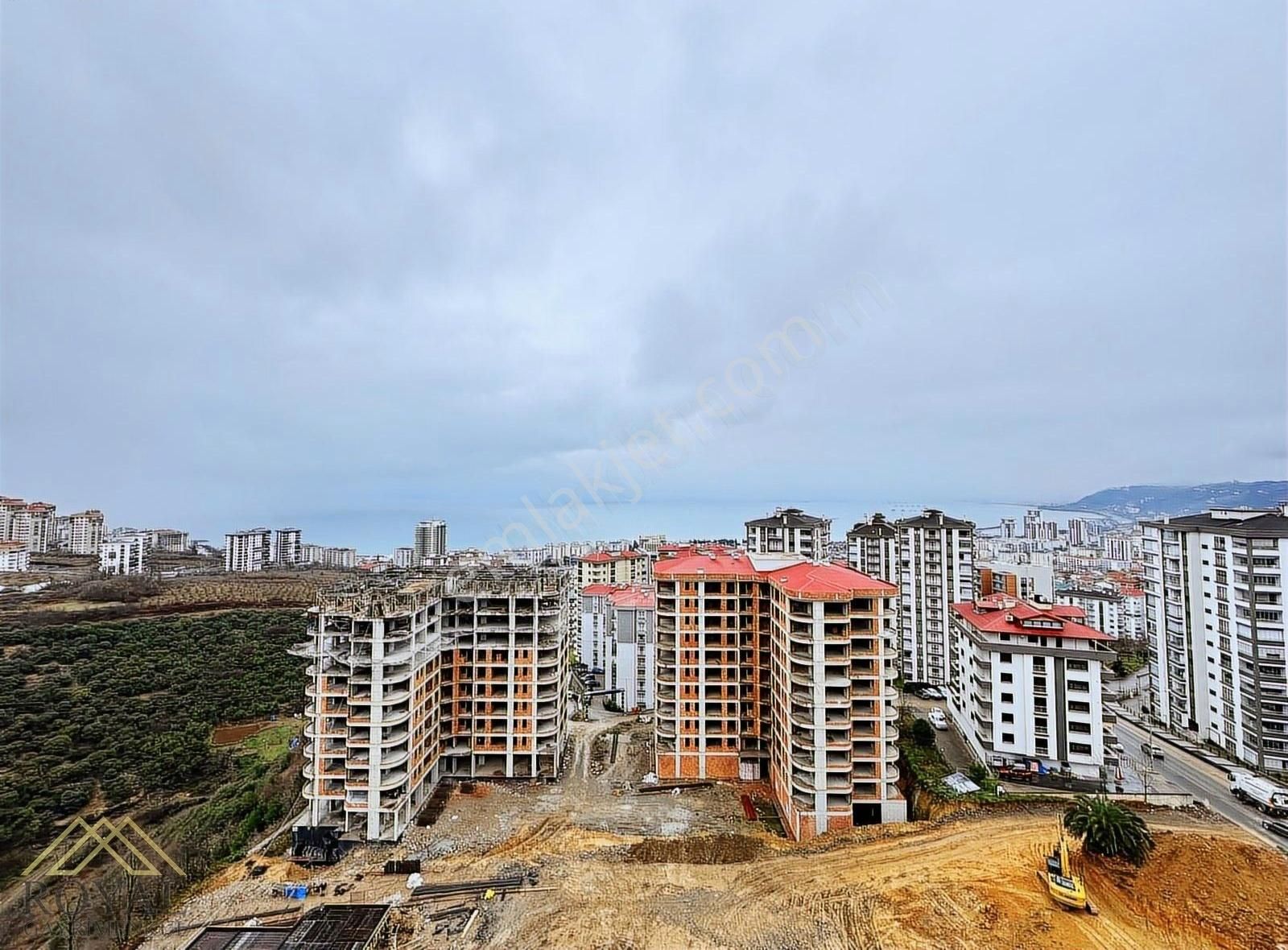 Yomra Kaşüstü'nde 3+1 Deniz Manzaralı Satılık Daire