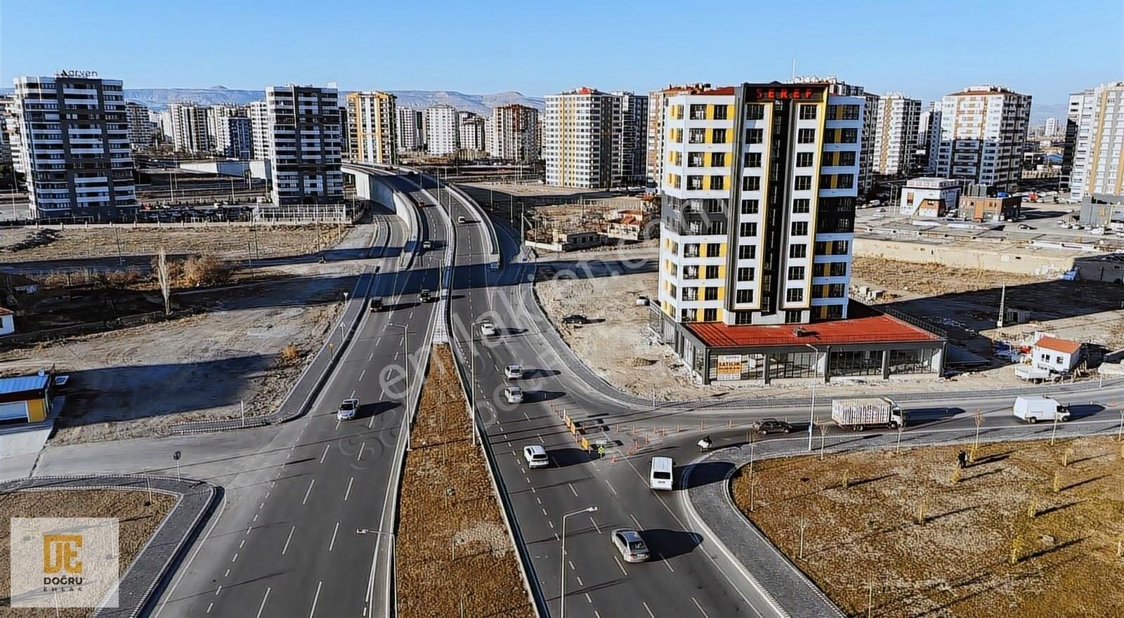 Doğru Emlak - Şehrin Kalbinde 390 M2 Yüksek Kira Getirili Dükkan