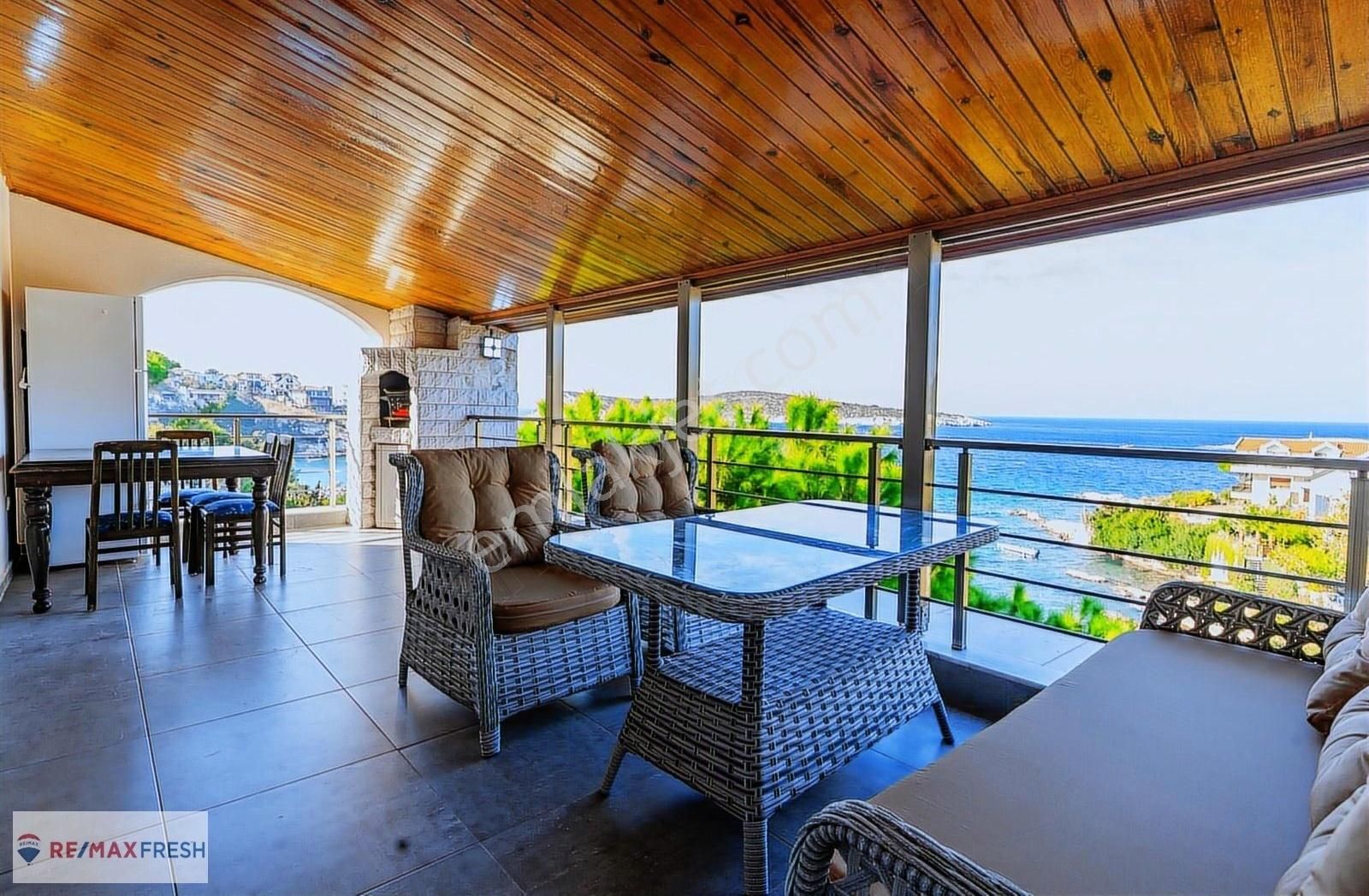 İncirlikoy'da Panoramik Deniz Manzaralı Kiralık Tatil Evi