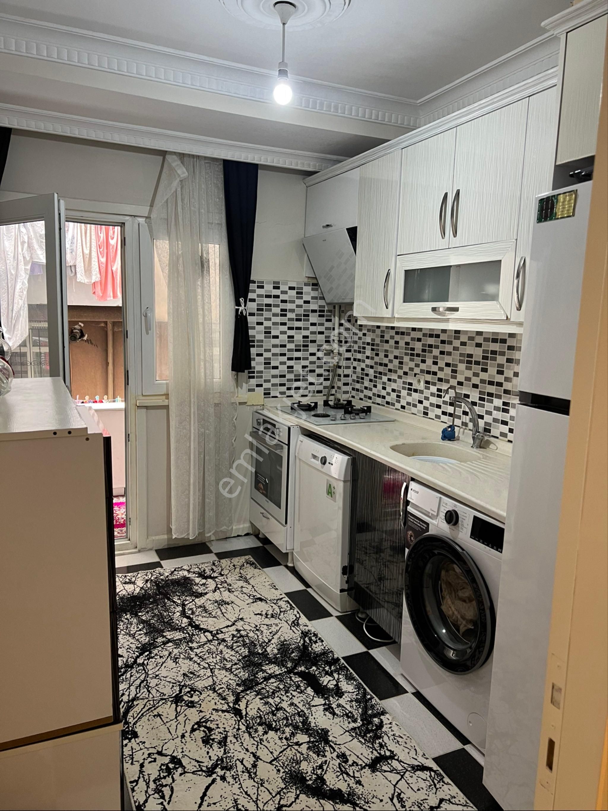 Esenyurt Merkezde 2+1 Satışta