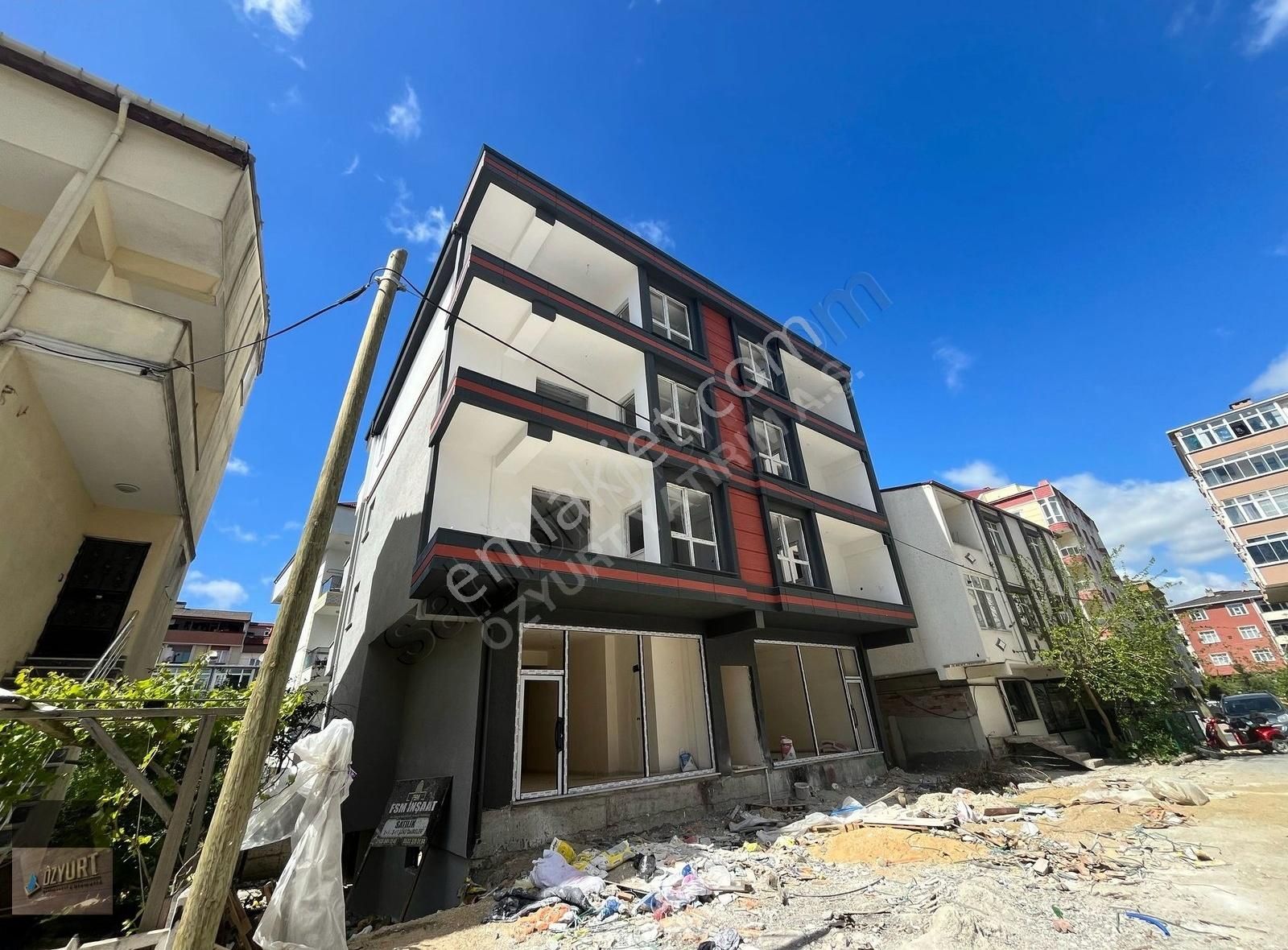 **özyurt Yatırımdan Resmi Kurumlar Bölgesinde Ara Kat 2+1 Daire*