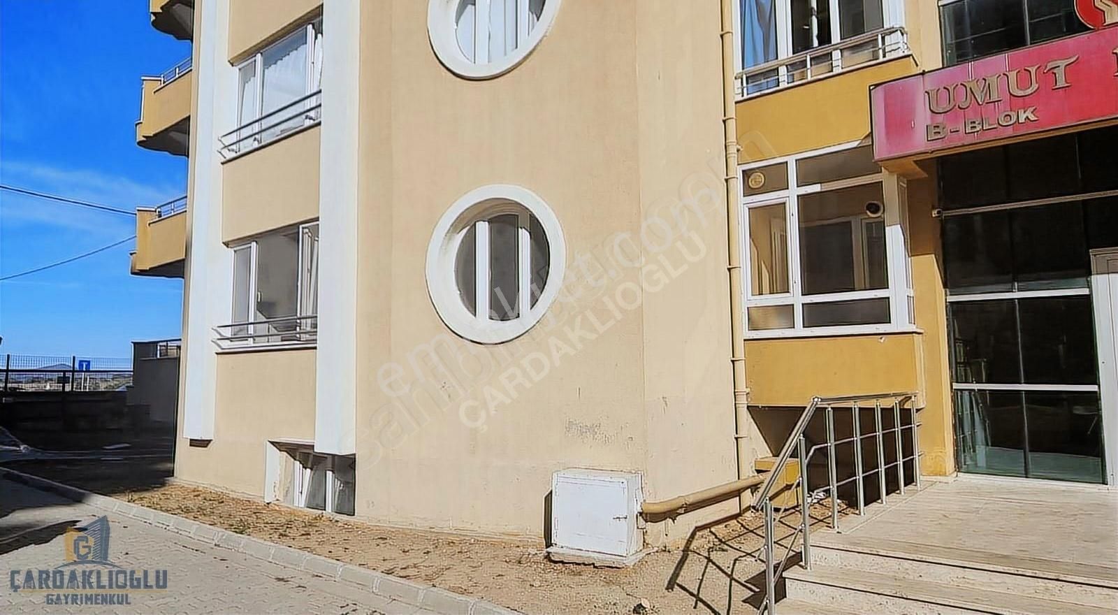 Çanakkale Esenler Mahallesi Umutevler Sitesi 3+1