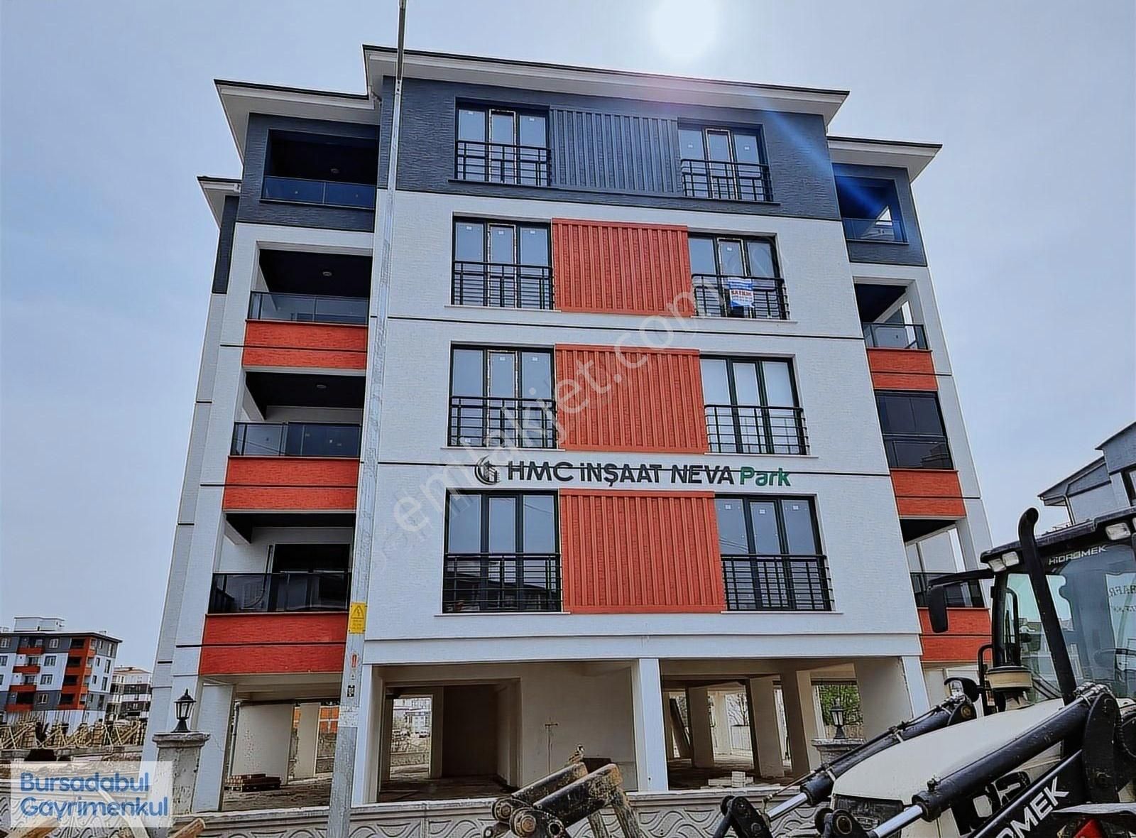 Bursadabul'dan Barış Mah. 93m2 Sıfır Yerden Isıtmalı Daire