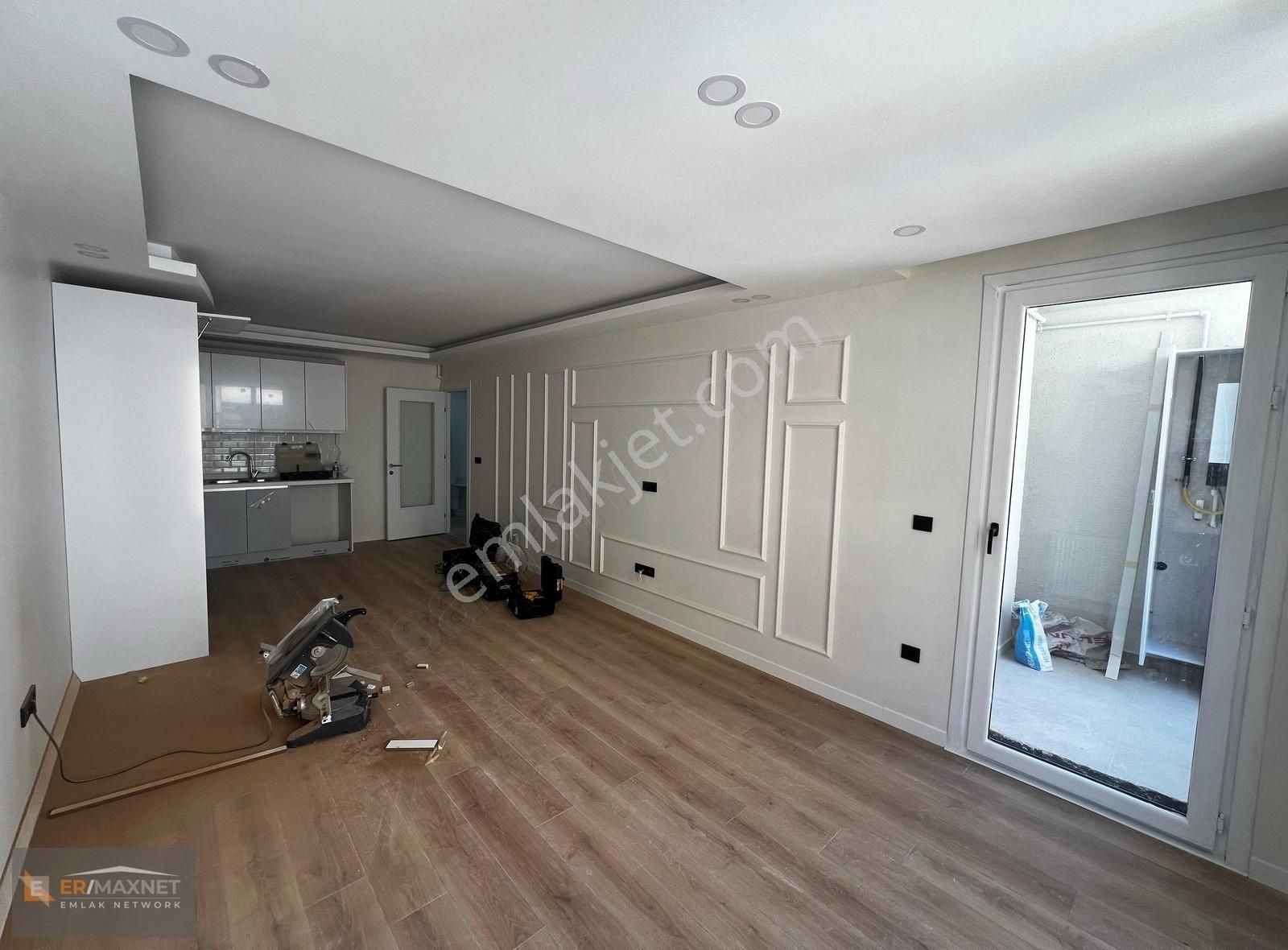 Ermaxnetten Küçükyalıda Nezih Yeni Bina 2+1 Satılık Ful Yapılı