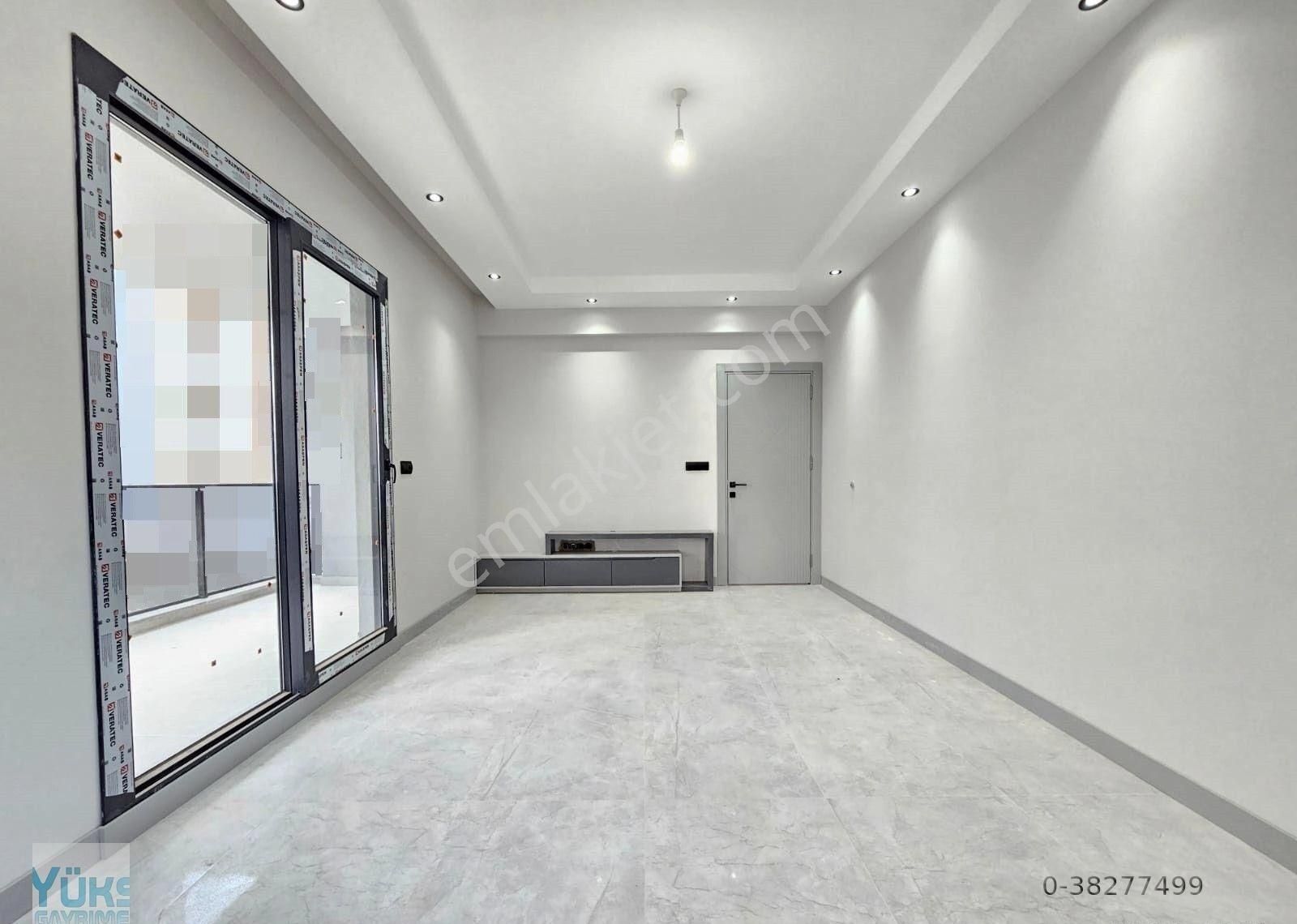Denizli Şemikler De 2+1 120 M2 Mükemmel Konumda Caddeye Yakın Lüks Daire