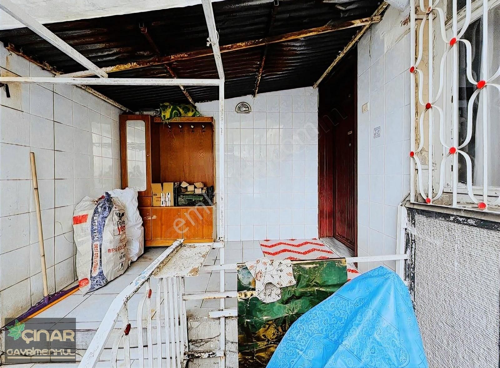 Hürriyet İki Katlı 3+1 Satılık Hollanda Tipi Arsalı Müstakil Ev - Görsel 5