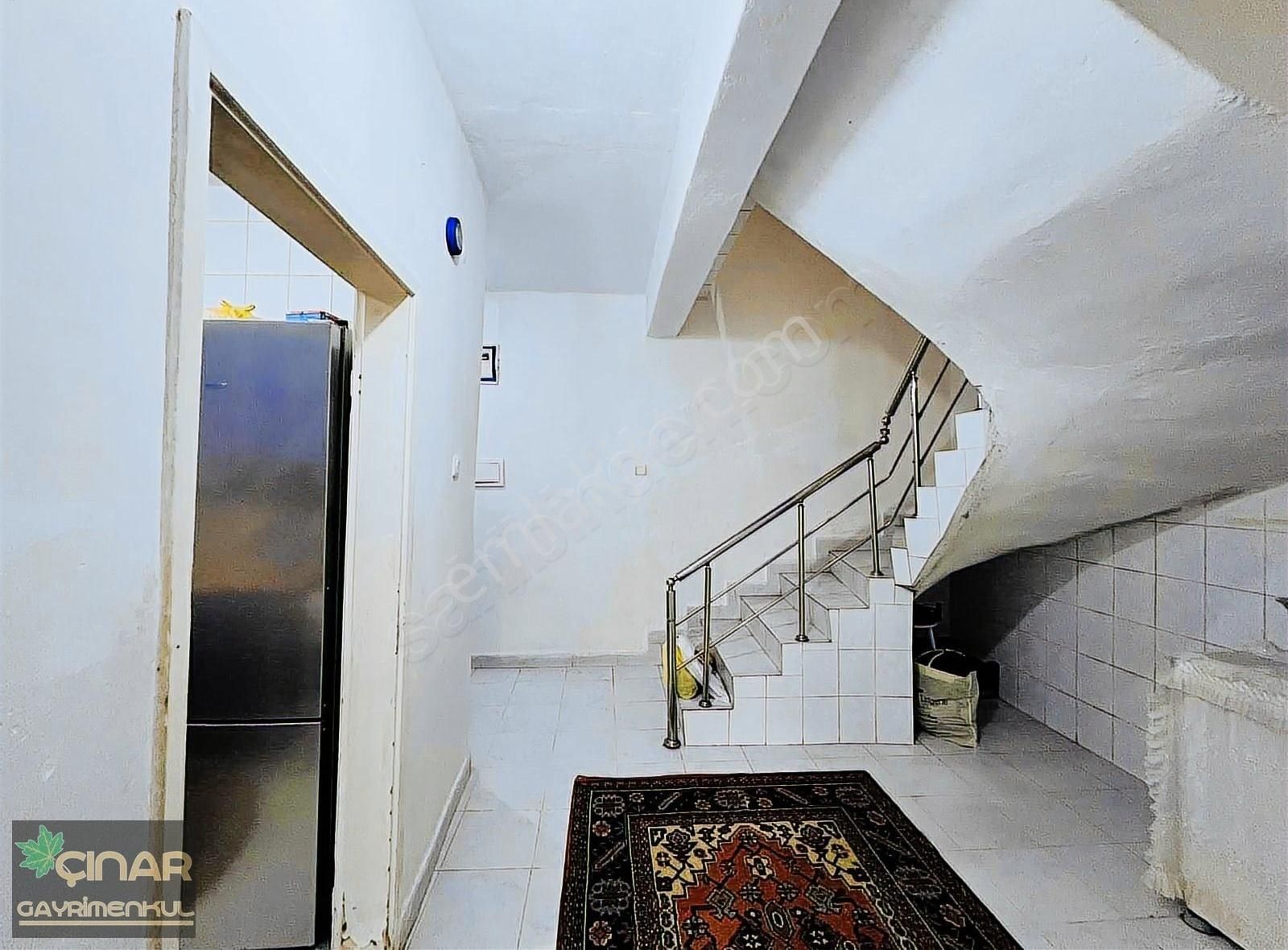 Hürriyet İki Katlı 3+1 Satılık Hollanda Tipi Arsalı Müstakil Ev - Görsel 8