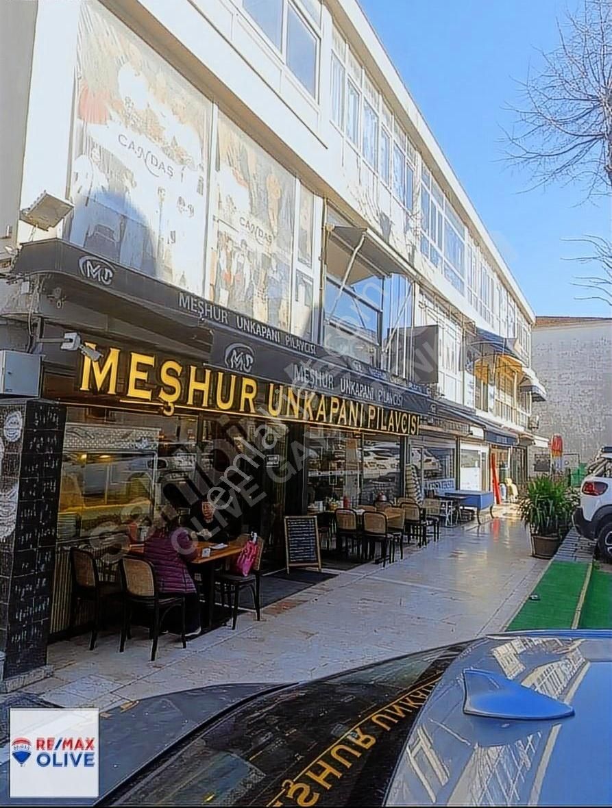 İmç 1.blok Fırsat Dükkan Meşhur Unkapanı Pilavcısı Sırasında