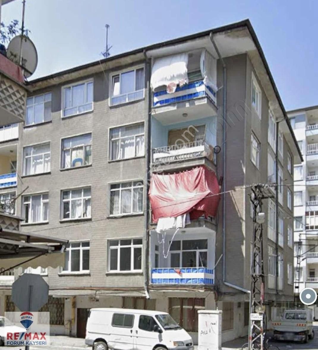 Remax Forum Küçük Mustafada Kiralık 2+0 Daire