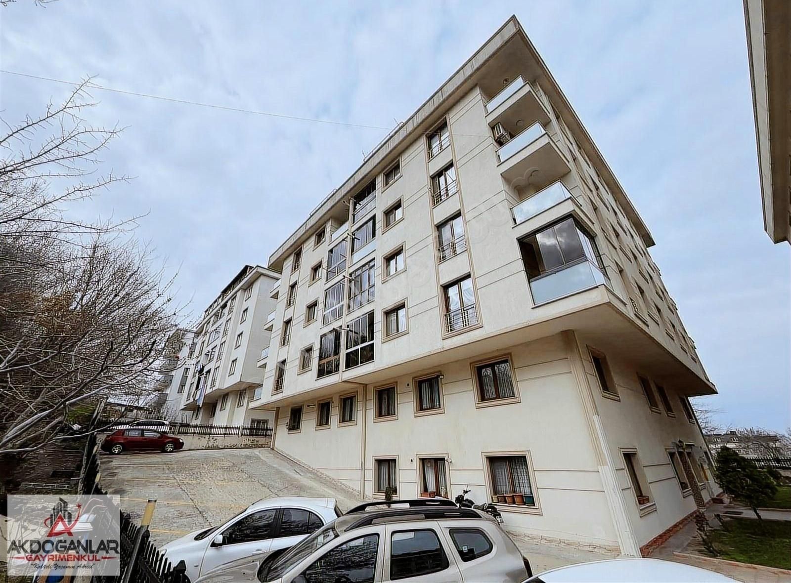 Akdoğanlardan İstasyonda Butik Sitede Satılık İskanlı 5+1 Dublex