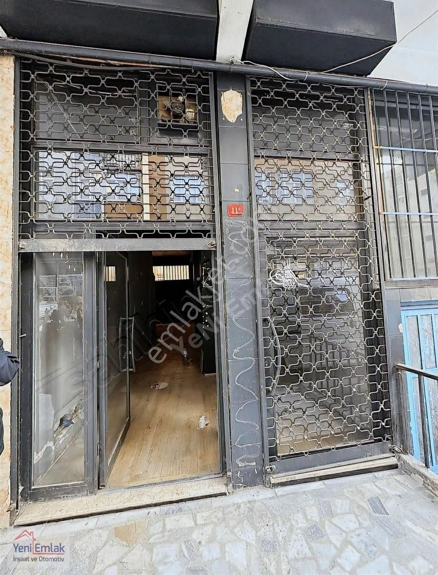 Yeni'den Kiralık 90 M2 Dükkan Alemdağ Caddesine Yakın
