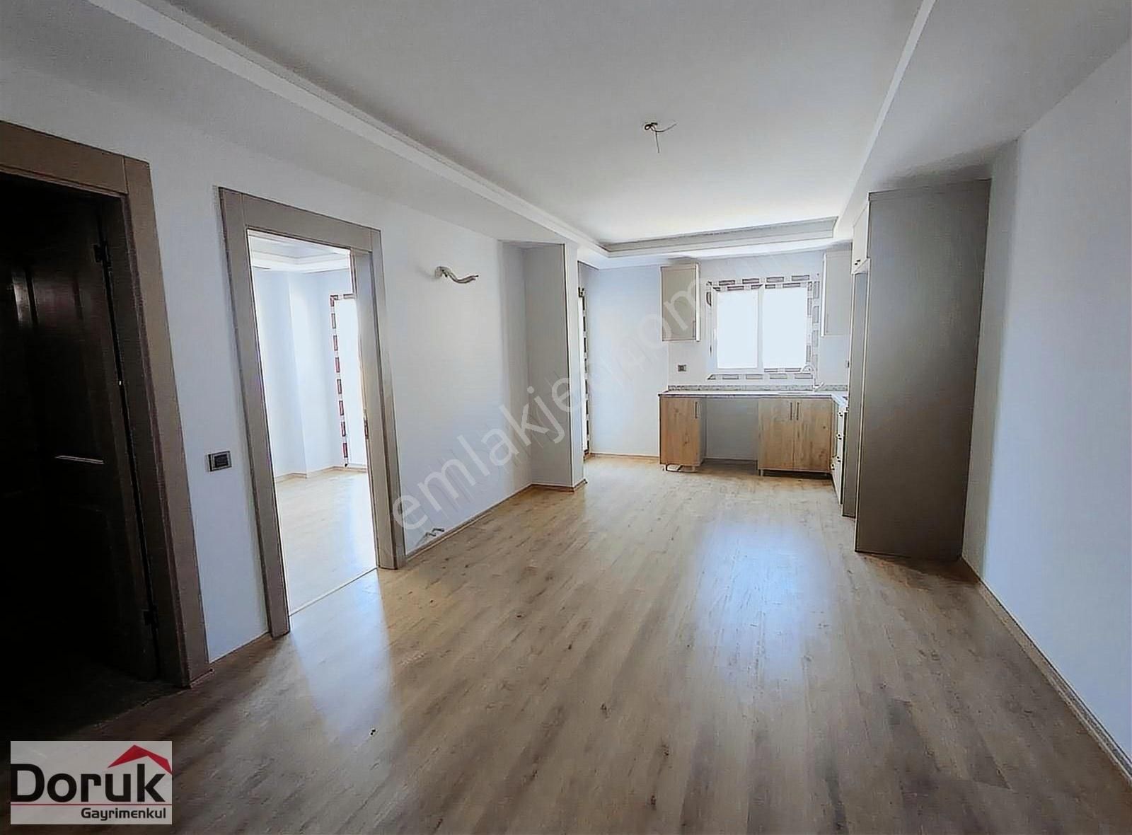 Doruktan Sayağzında 1 +1 Asansörlü Çift Cepheli Sıfır Daire