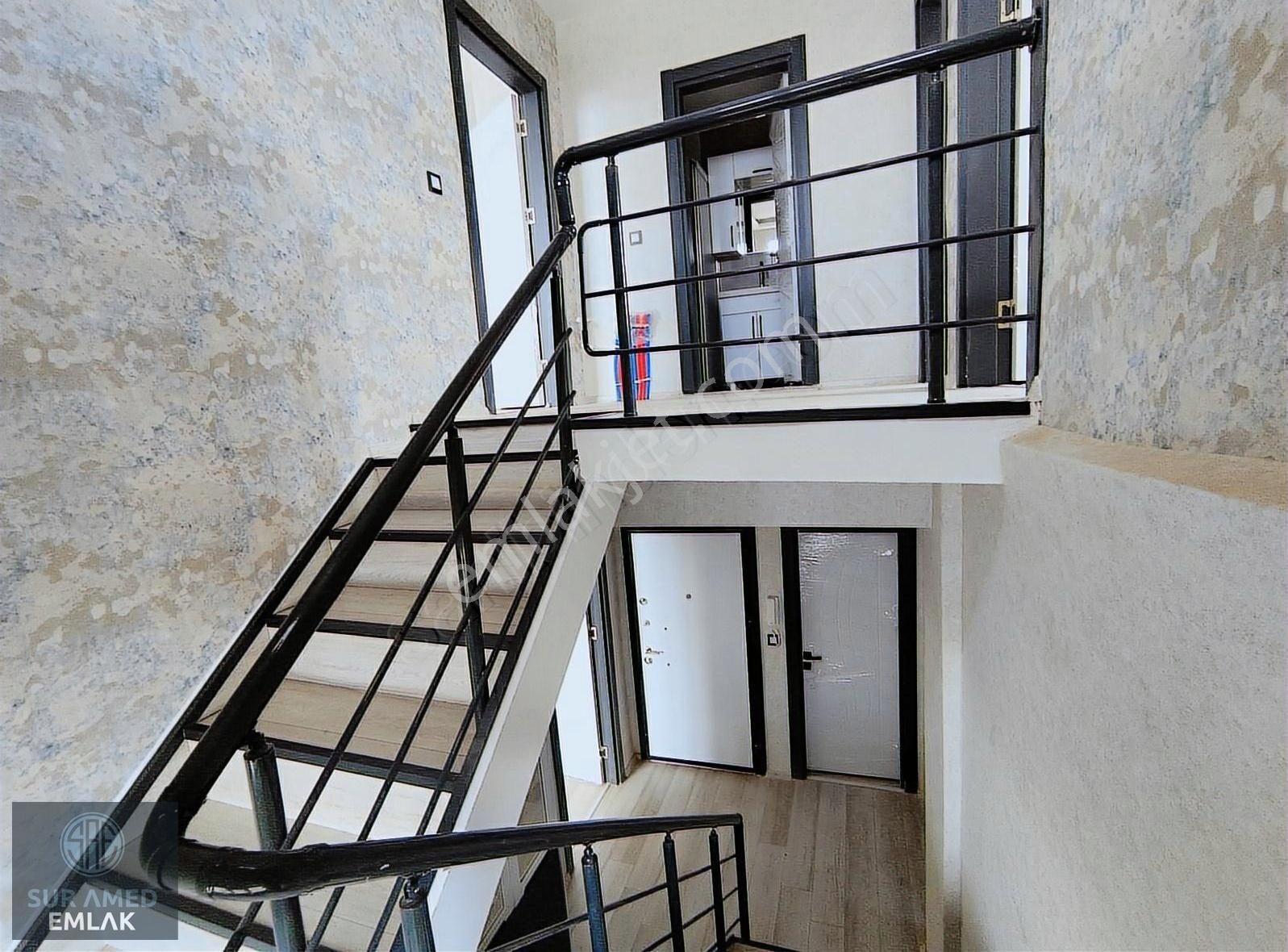 Bağcılar Gökkuşağı Düğün Salonu Civarı 4+1satılık Dublex Daire