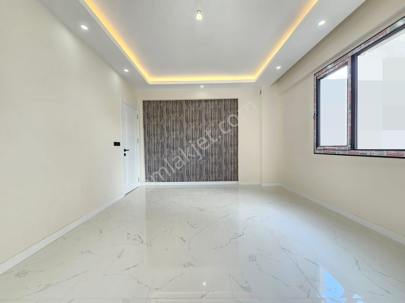 Denizli Şemikler De 2+1 120 M2 Geniş Kullanışlı Satılık Son Daire