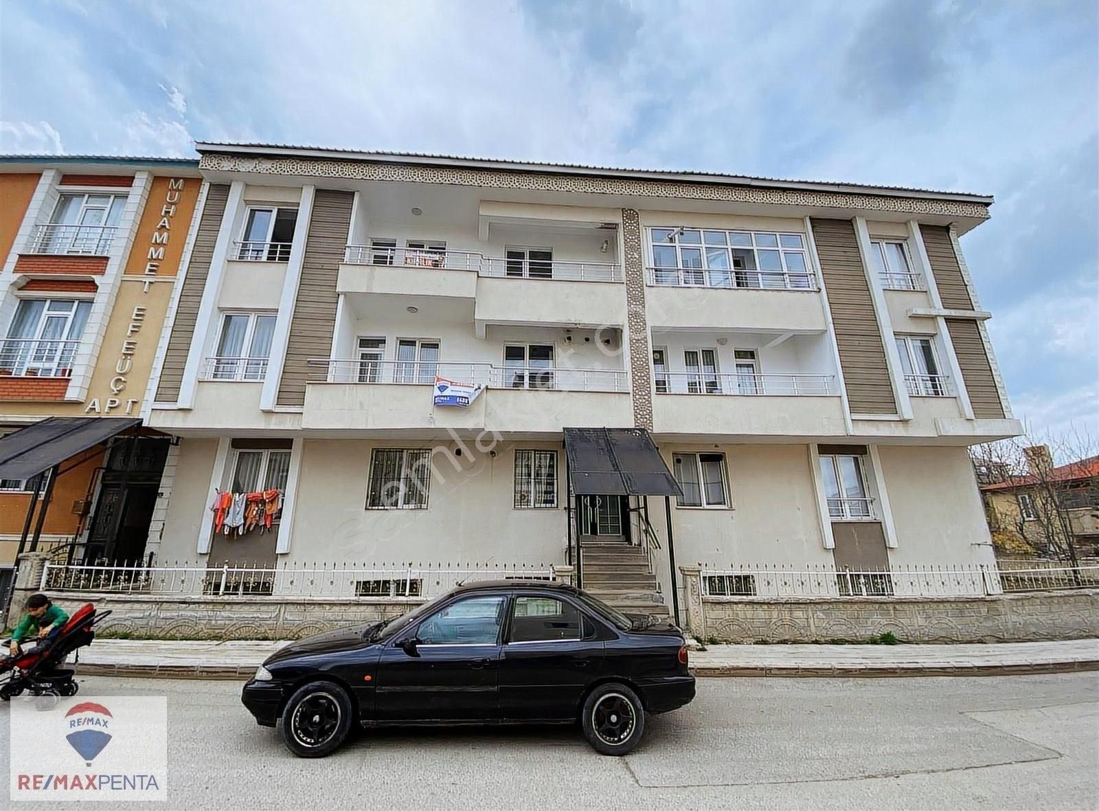 Remax Penta 'dan Şükrüpaşa 'da Satılık 2+1 Daire