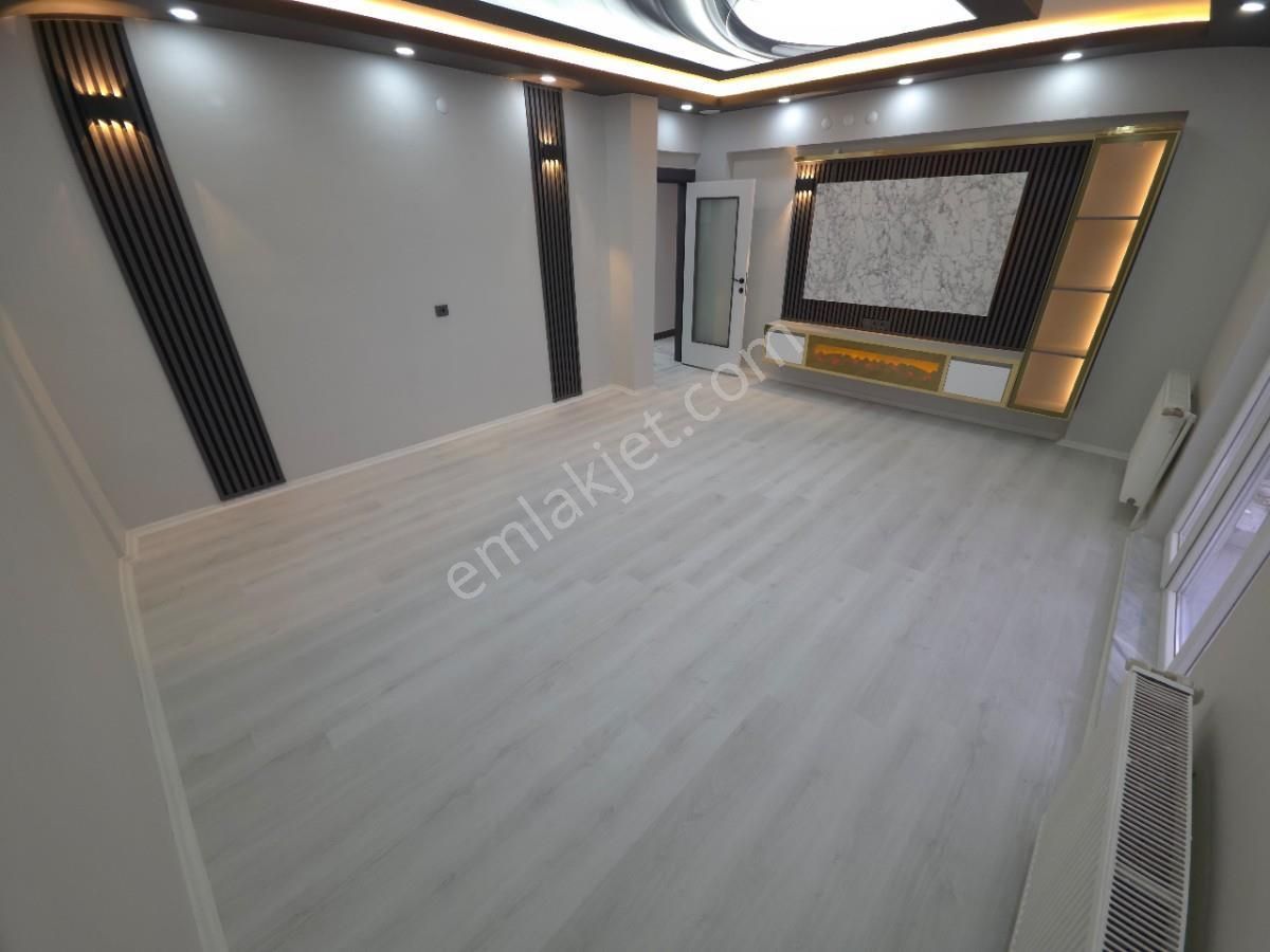 Dy Gayrimenkul'den Etimesgut Elvan Mah 2+1 Full+full Yapılı Fırsat Dairee