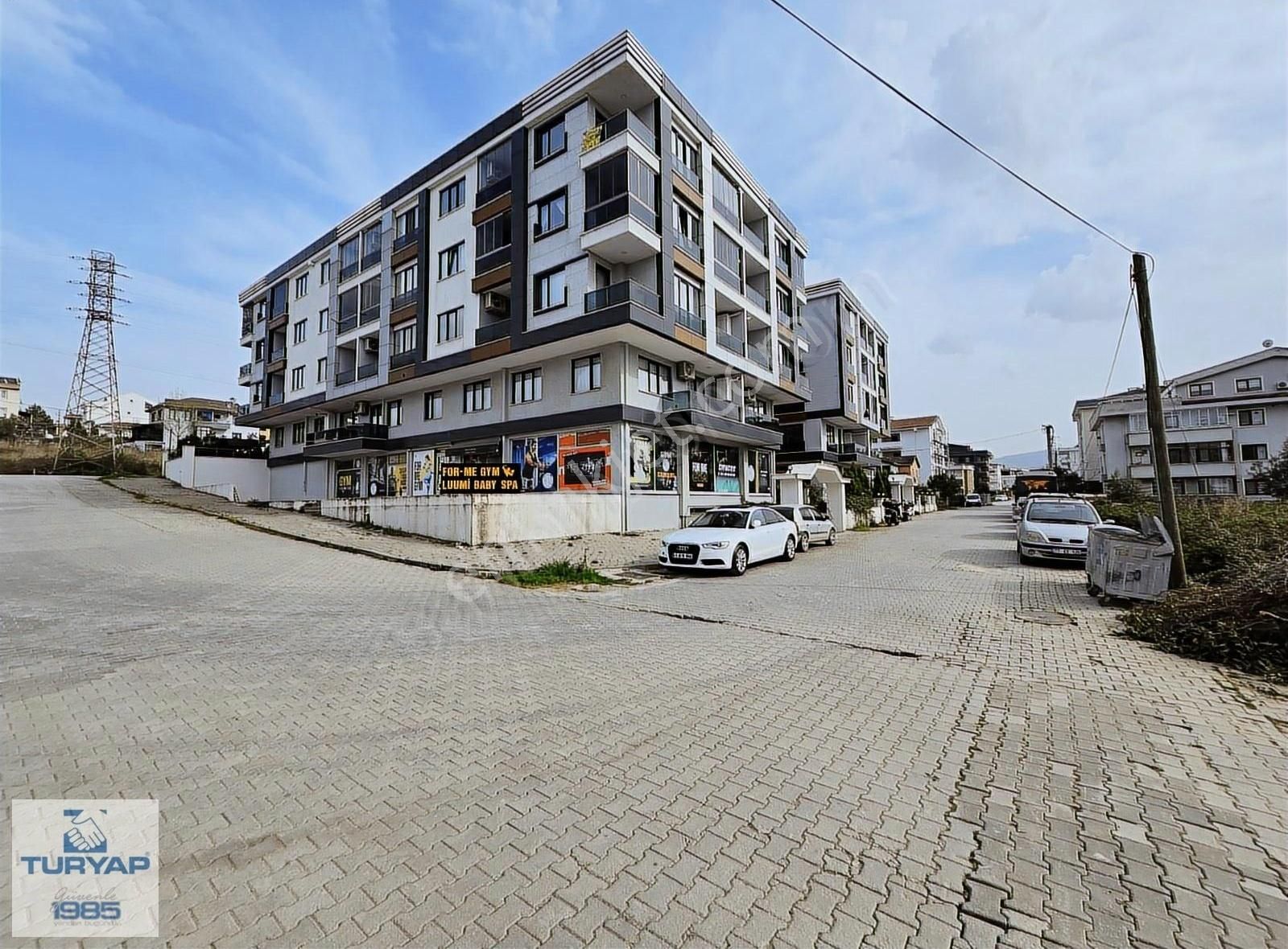 Satılık Site İçerisinde 2+1 Geniş Daire