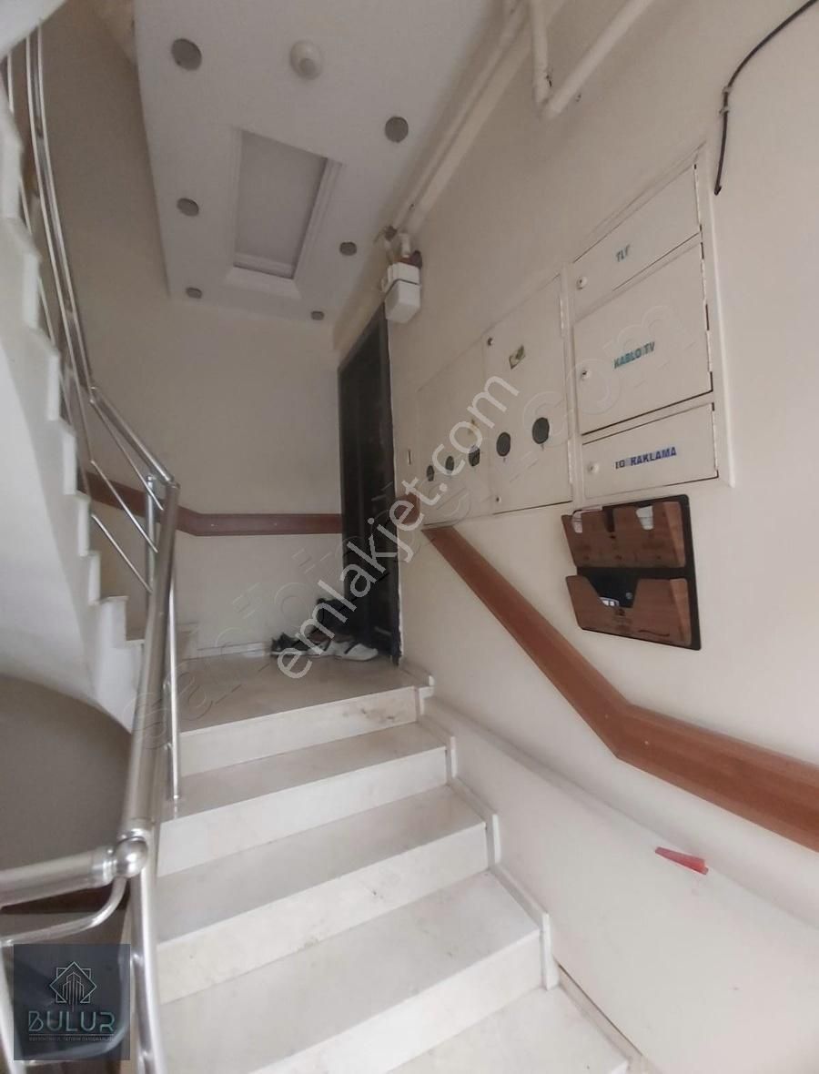 Buca Barış Mah. Vergi Dairesi Yakını 2+1 13 Yaş Arakat - Görsel 14