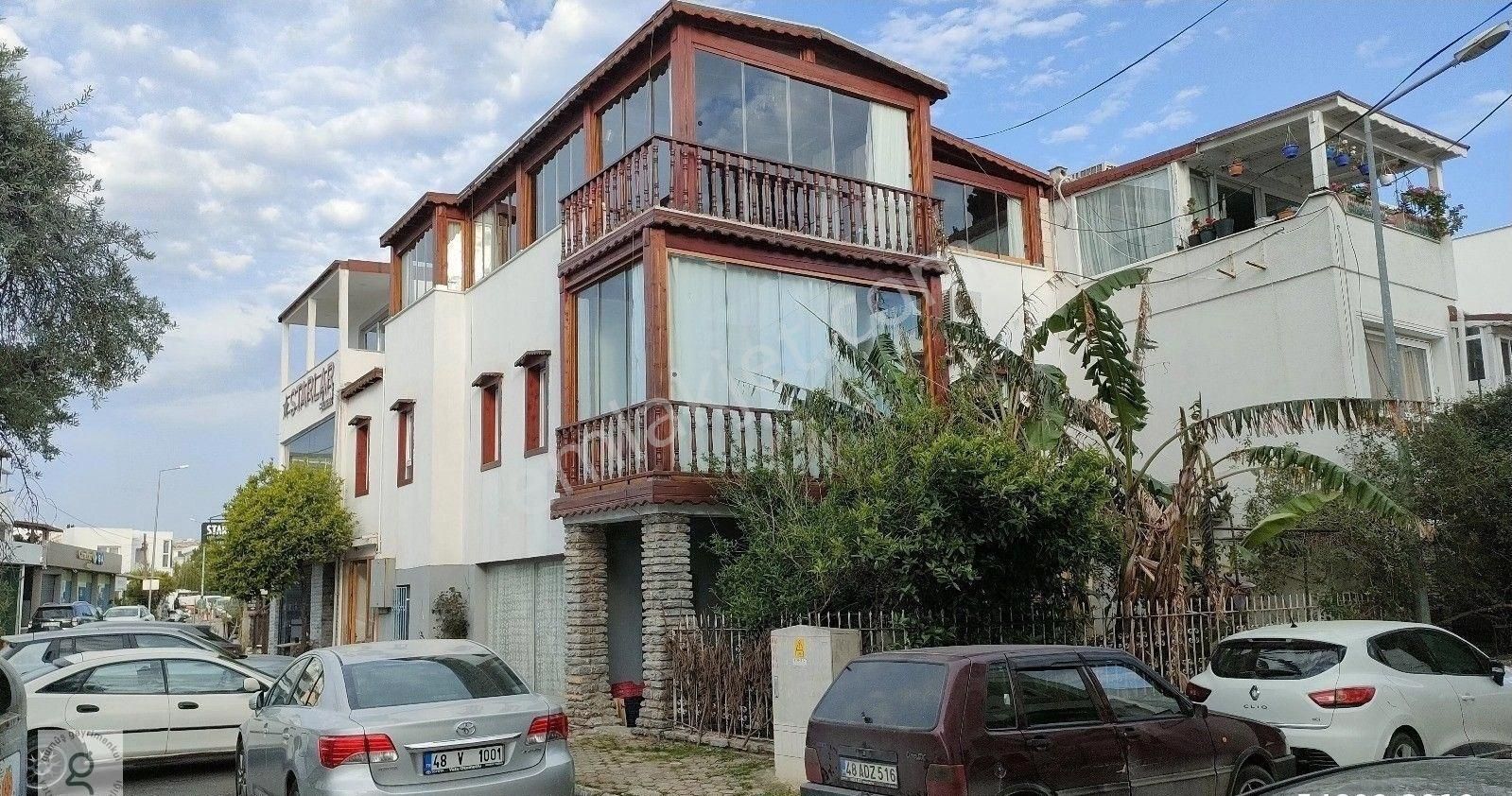 Bodrum Turgutreis'te Ticari Değeri Yüksek Denize Yürüyerek 5 Dk