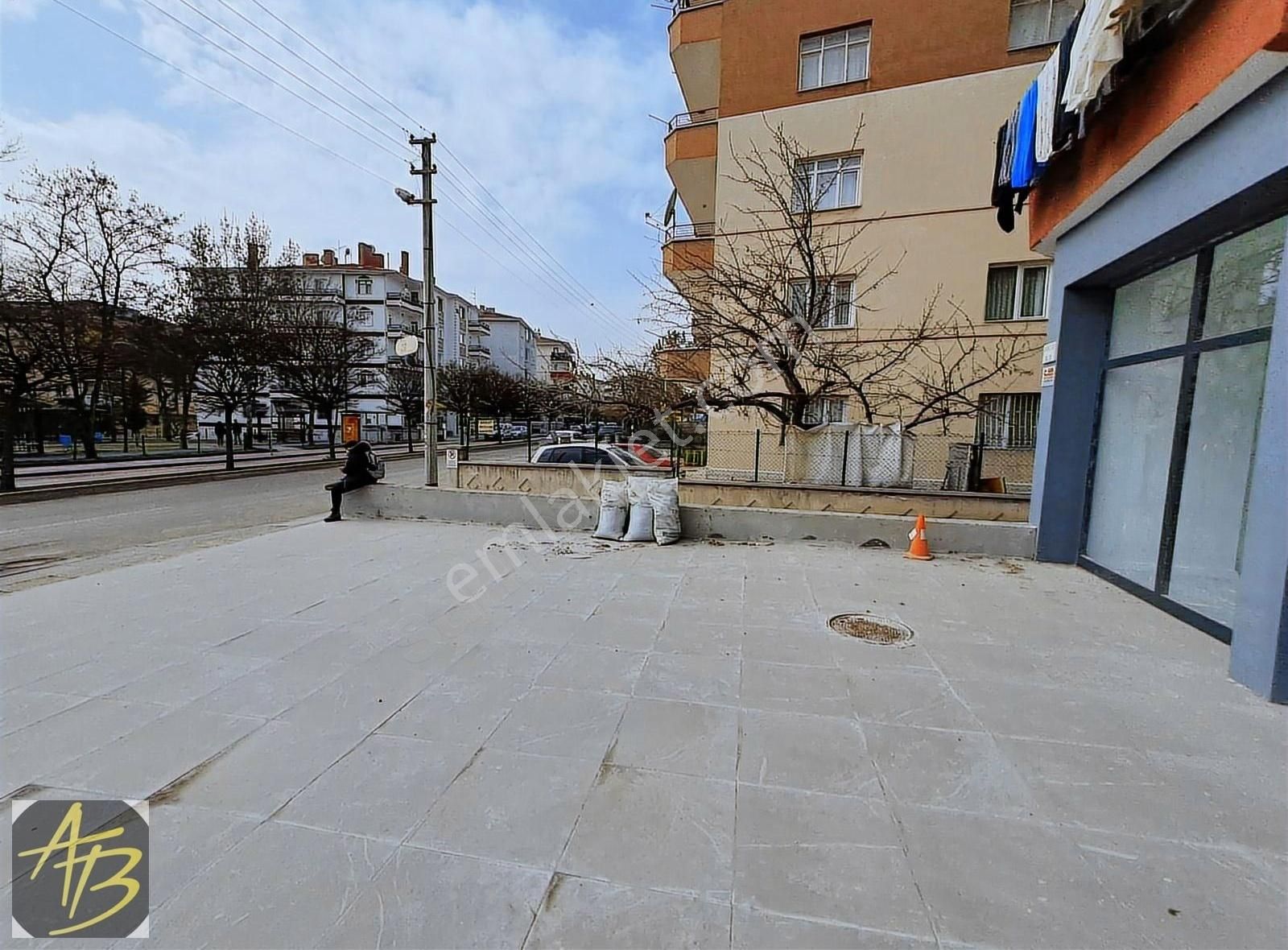 2 Adet Dükkan Ana Cadde Üzeri 200 M2 İçi 160 M2 Dış Satılık - Görsel 9