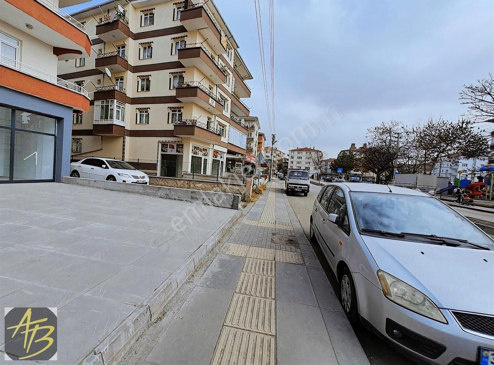 2 Adet Dükkan Ana Cadde Üzeri 200 M2 İçi 160 M2 Dış Satılık - Görsel 2