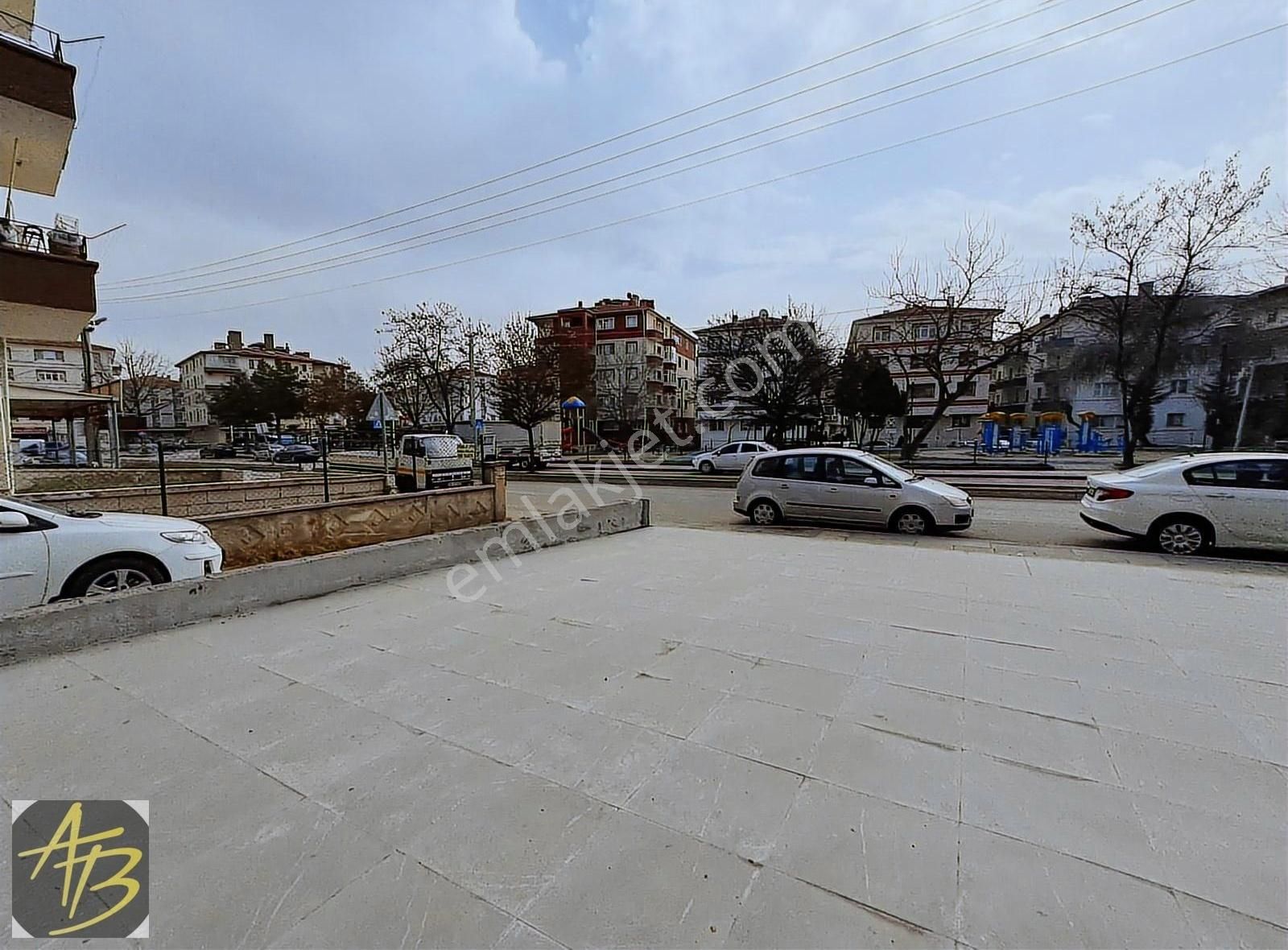 2 Adet Dükkan Ana Cadde Üzeri 200 M2 İçi 160 M2 Dış Satılık - Görsel 3