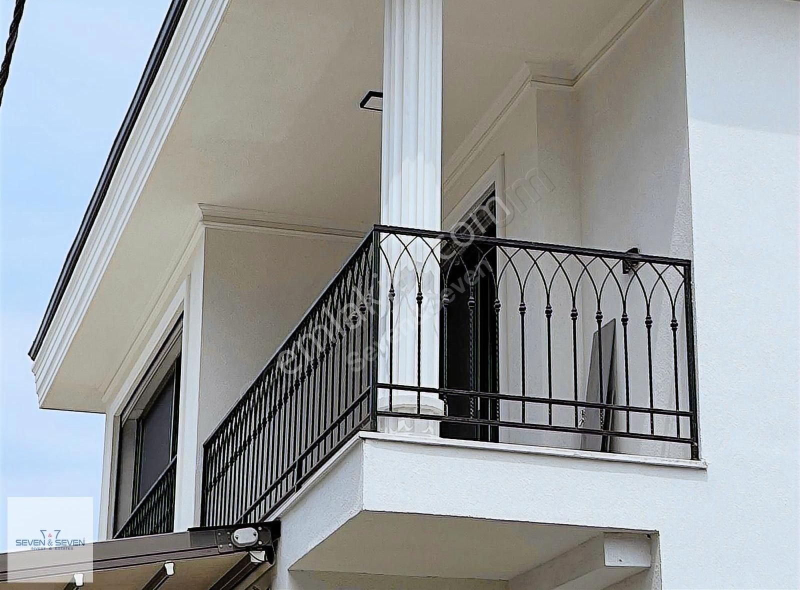 Denize Sadece 20 M Mesafede Özel Havuzlu Villa