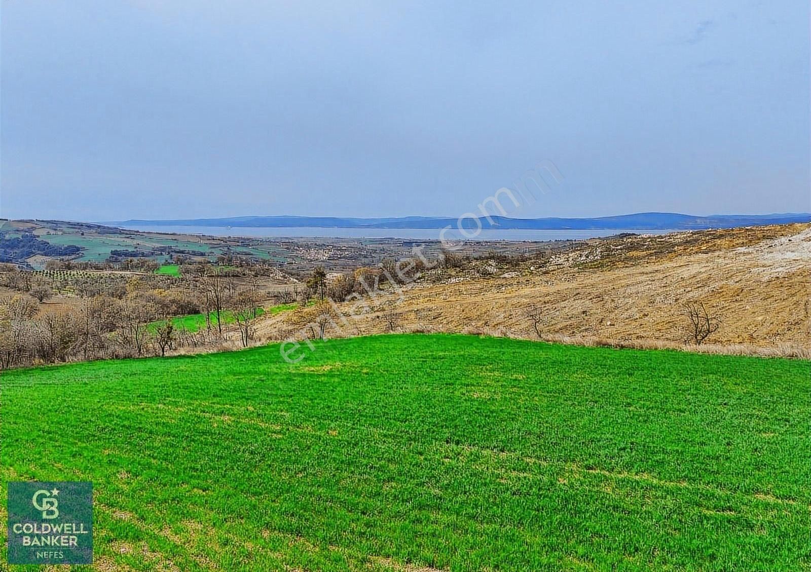 Çanakkale Merkez Kızılkeçili 5210 M2 Deniz Manzaralı Yol Mevcut