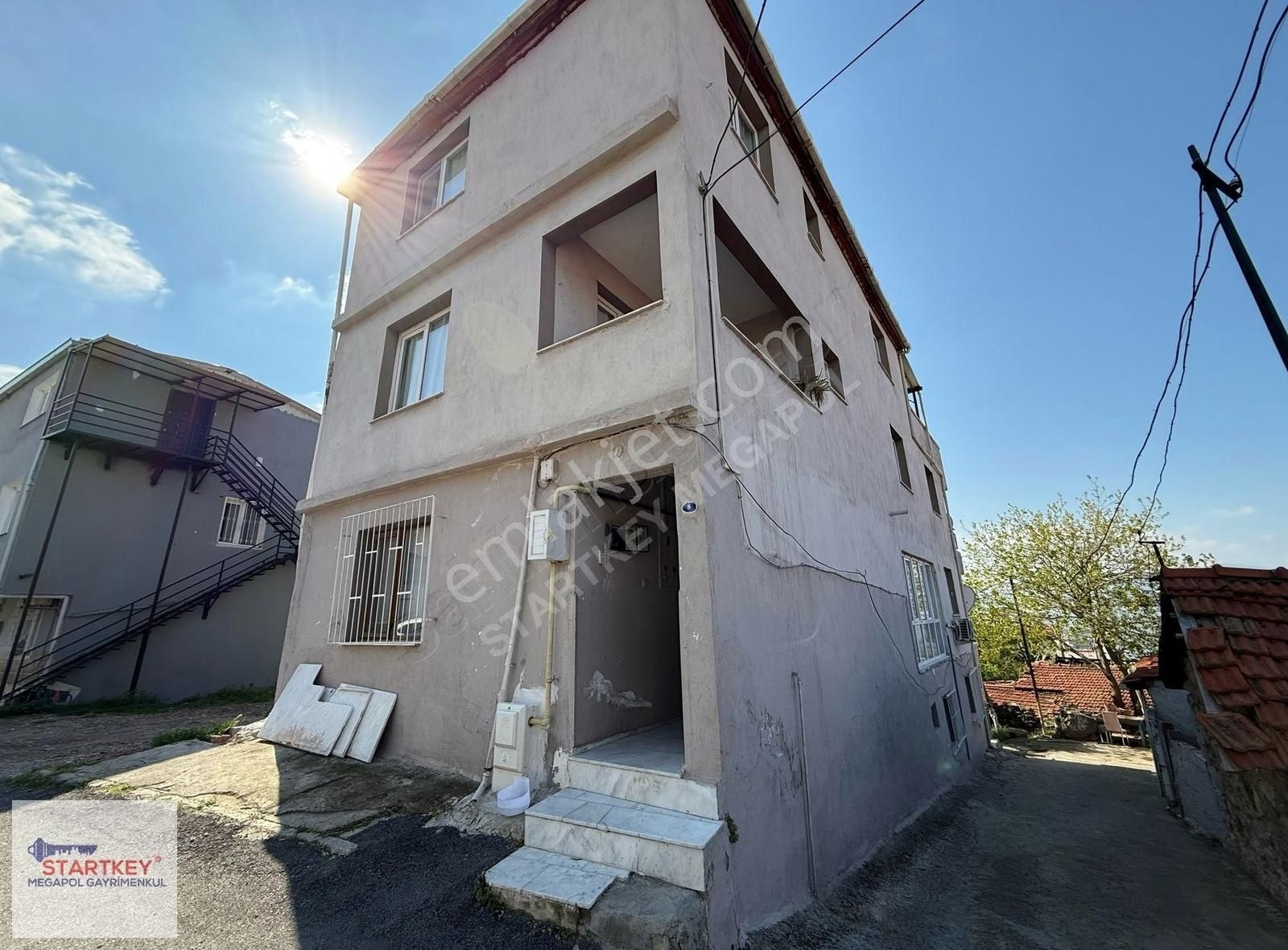Çiğli Şirintepe'de İki Adet Daire