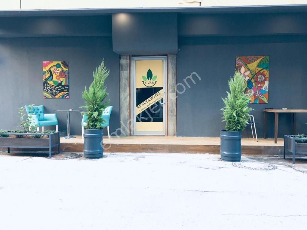 Antalya Çarşı Merkezi Kapalı Yolda Günlük Daire