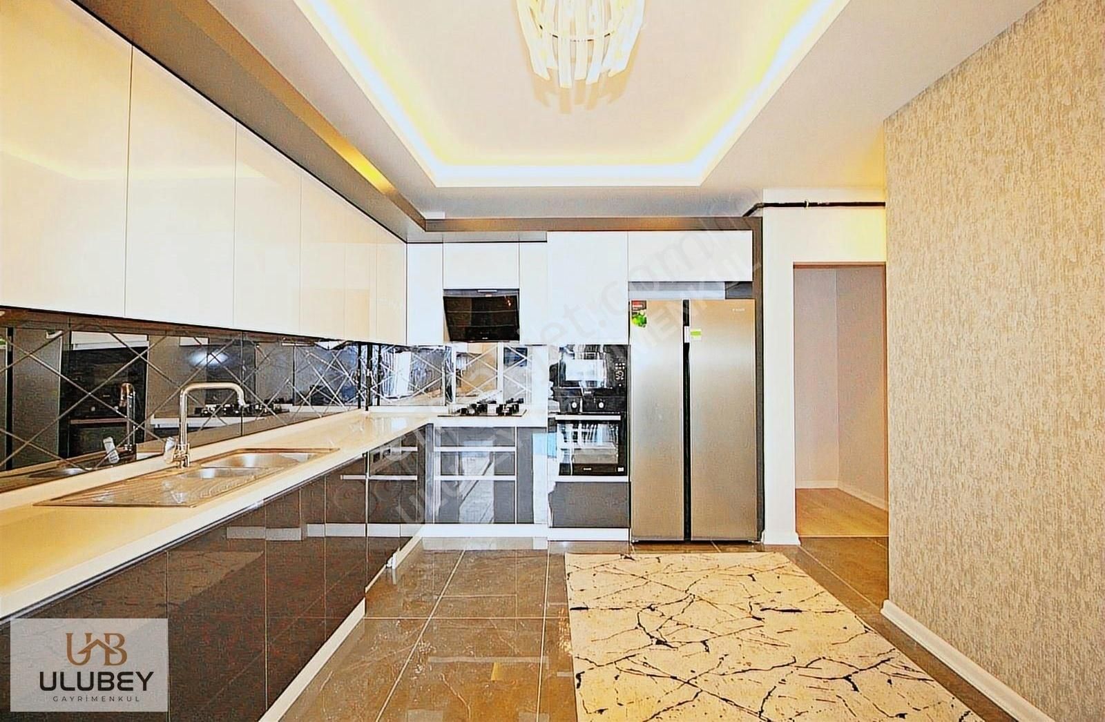 Tüm Şehirin Üstünde-eşsiz Manzaralı-ultralüx 4+1 Site Dairesi...