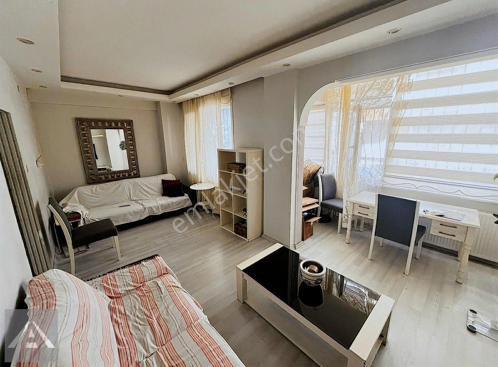 Maltepe Cevizli Yüksek Giriş Ferah Ve Kullanışlı 3+1 Daire