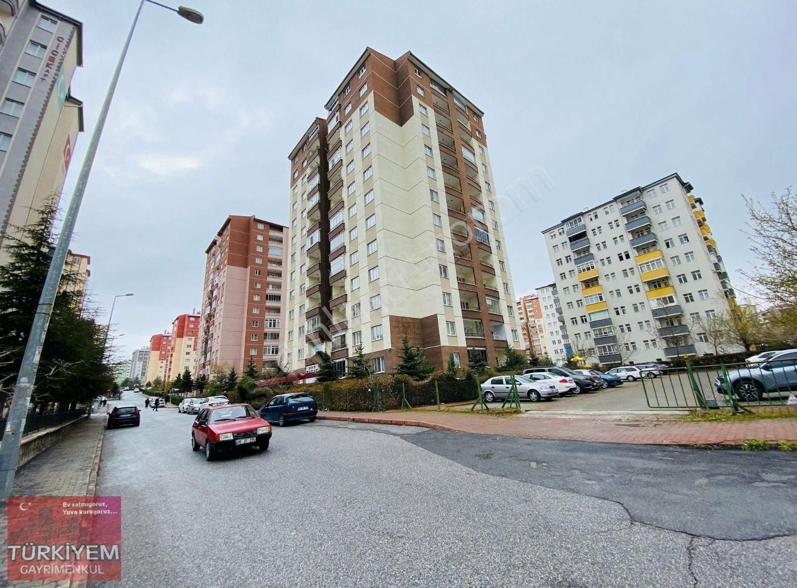 Türkiyem Gayrümenkulden İldemin Merkezinde İldem C Dairesi