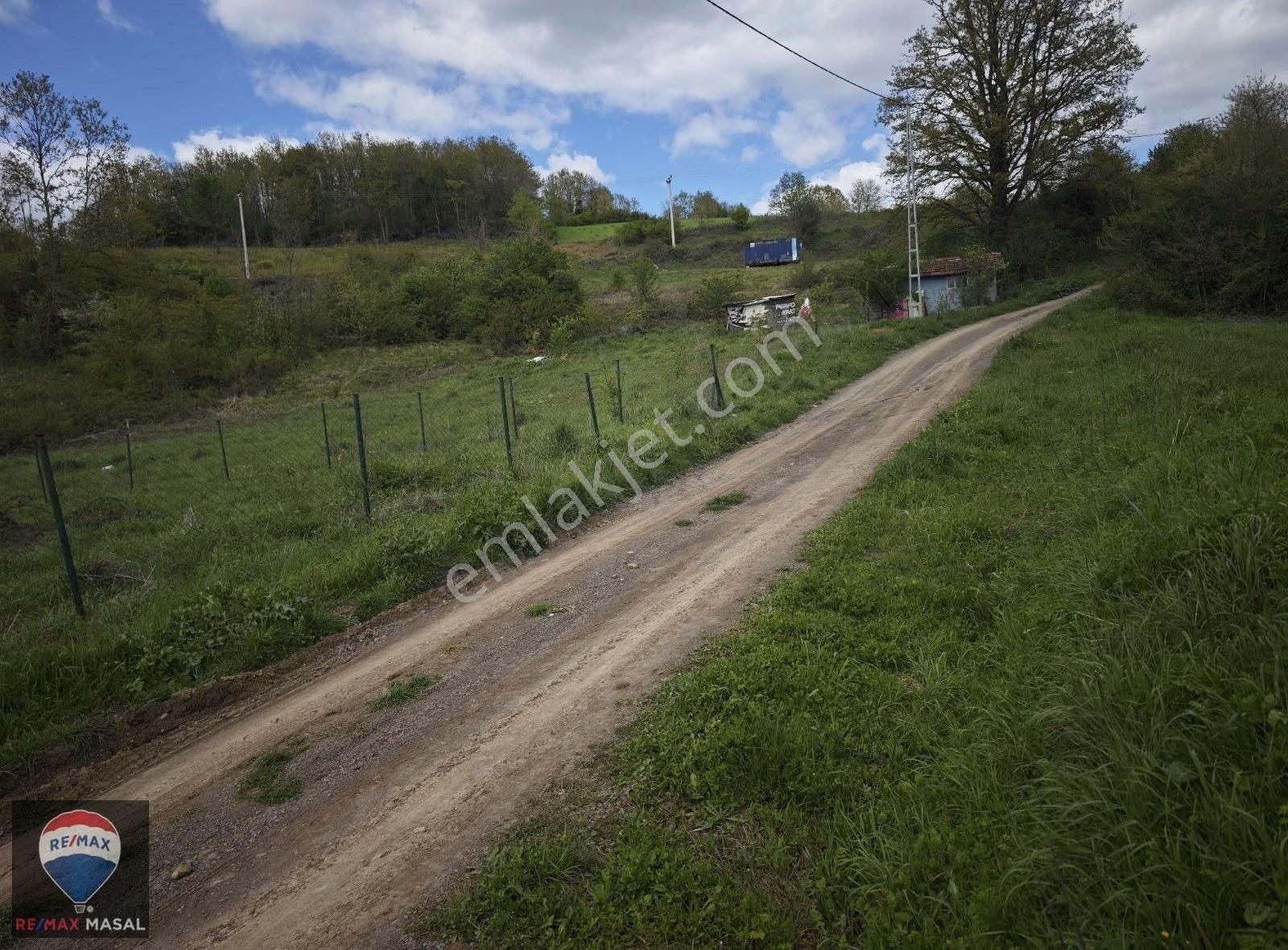 Körfez Himmetli Köyünde Yol Üstü Harika Yatırımlık 5172m² Tarla