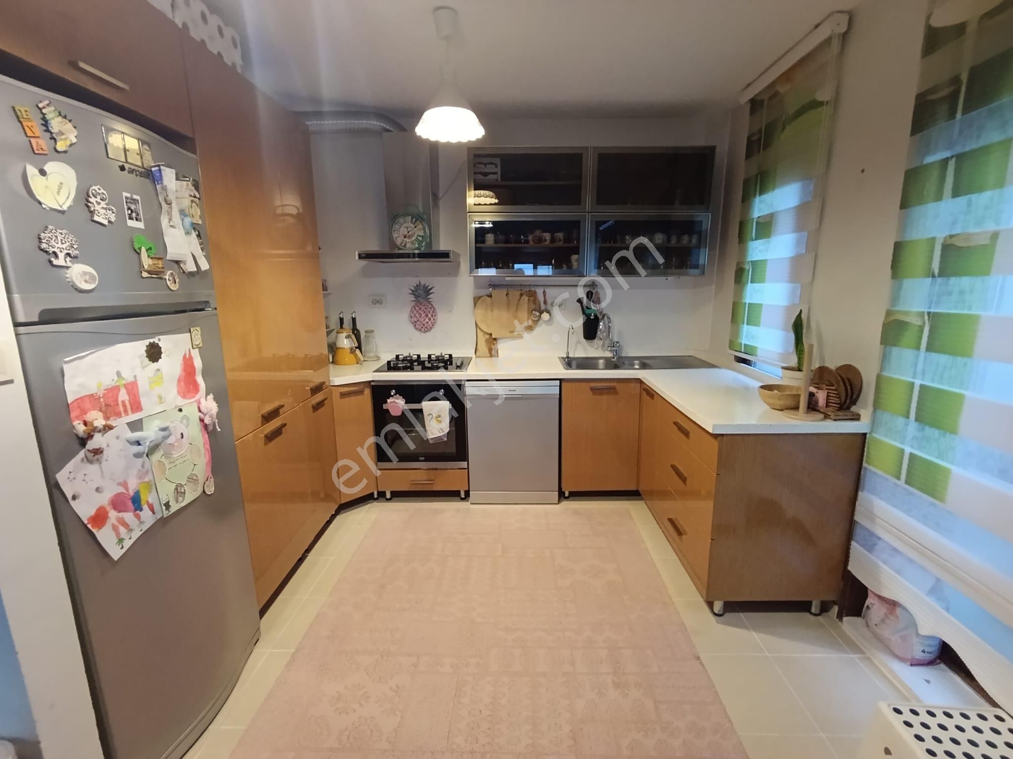 Efe Emlak Yatırım'dan Kardeşlerde Sitede 3+1 Yapılı Manzaralı