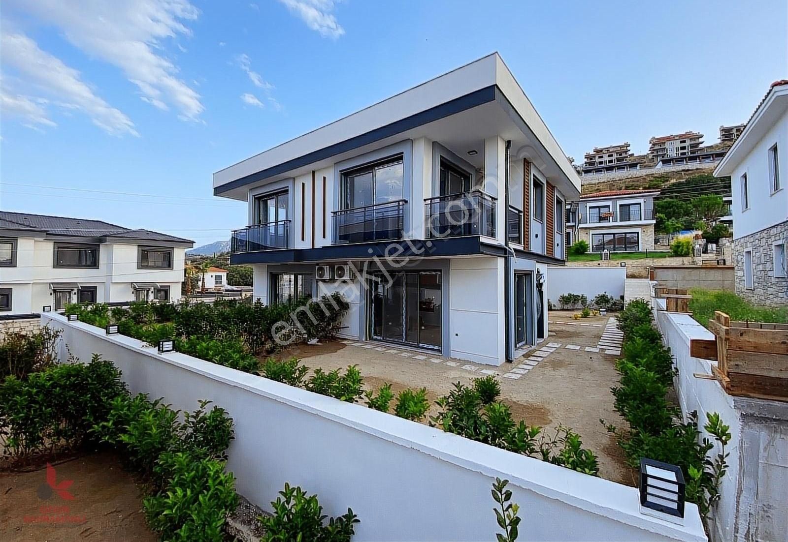 Müstakil Bahçeli Villa