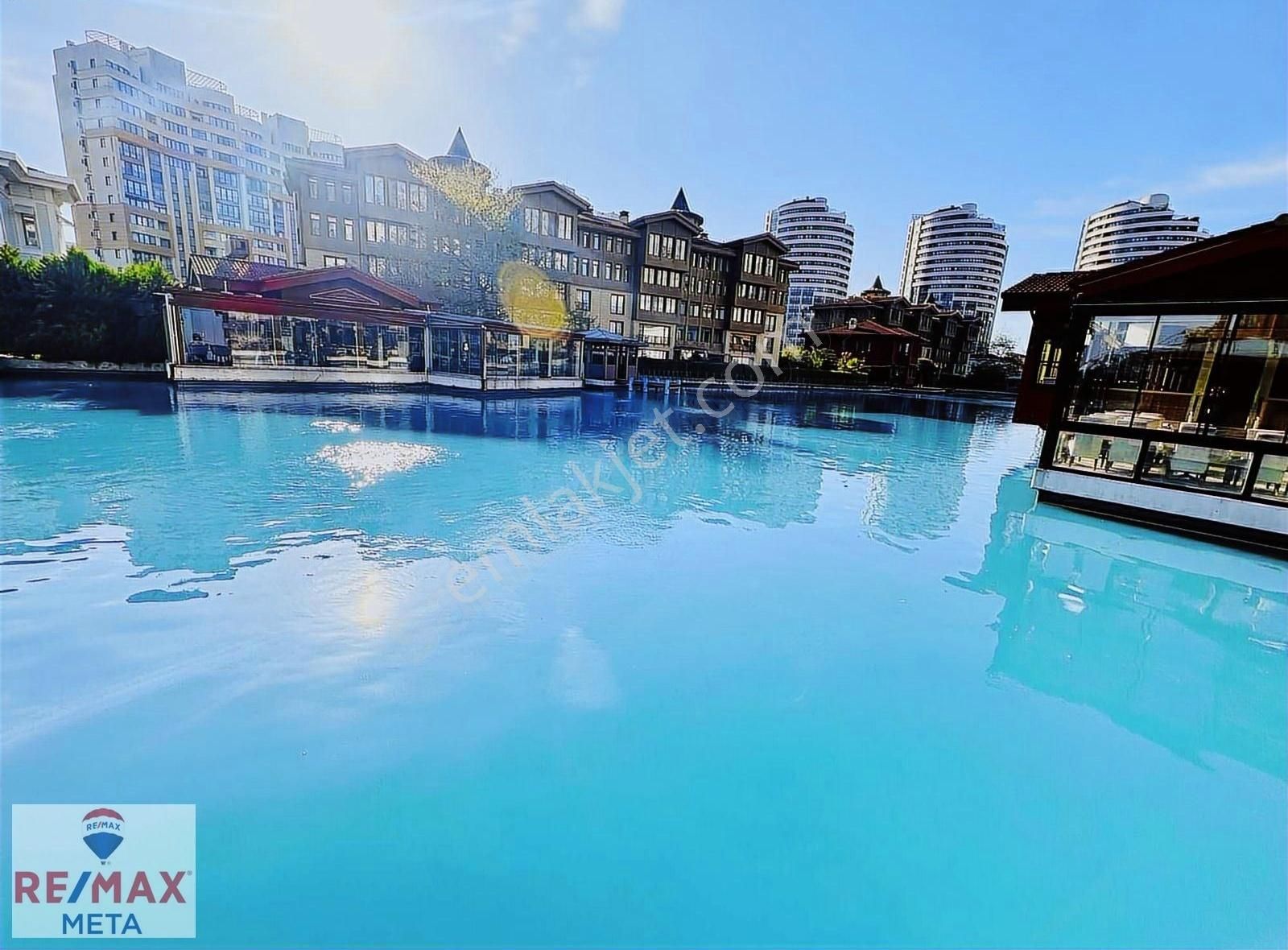 Bosphorus City 4+1 Yalı Dairesi Eşyalı Kiralık