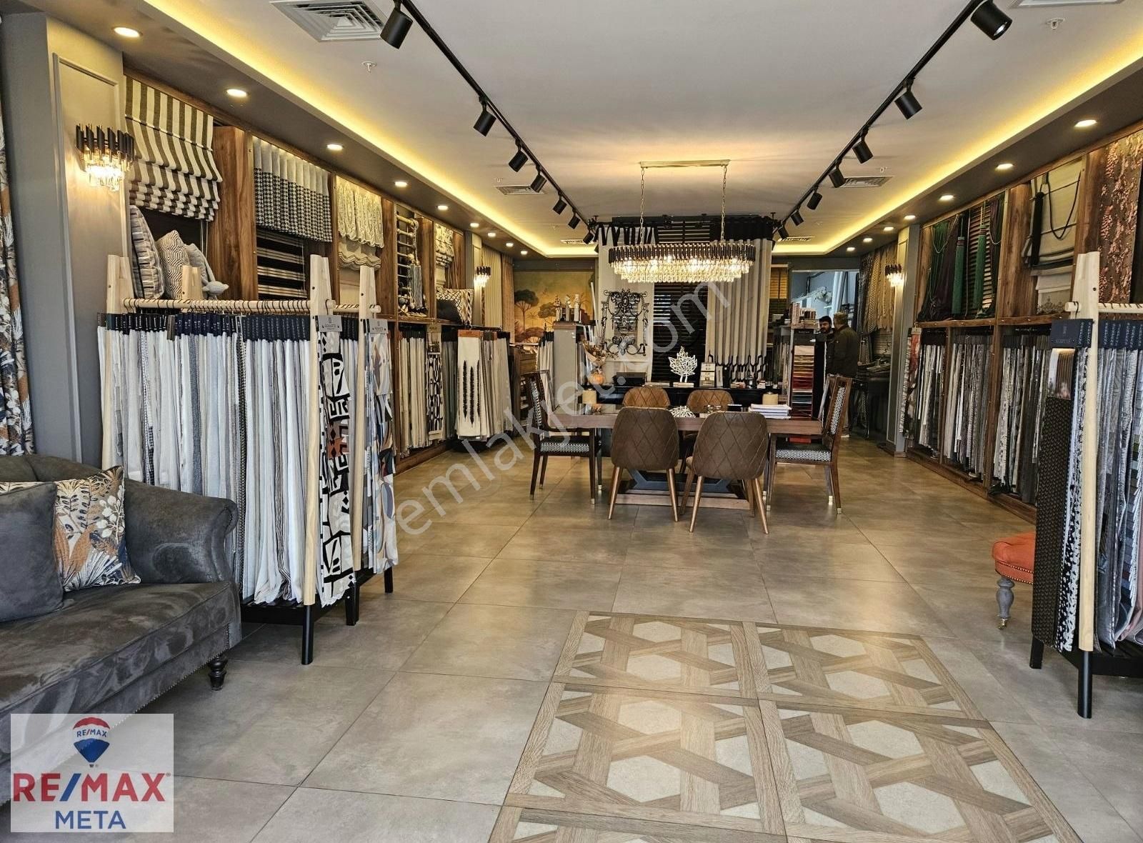 Atakent Dumankaya Mikste Satılık 146 M² Dükkan