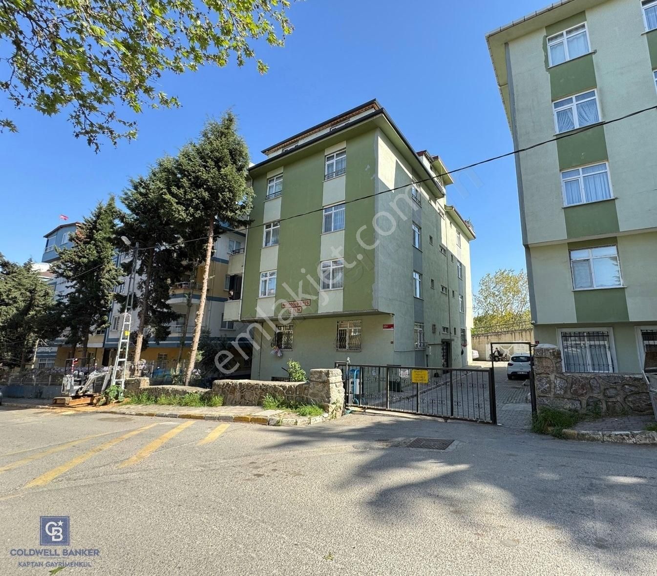Pendik Esenyalı Ahmet Yesevi Mahallesi Satılık 3+1 Daire
