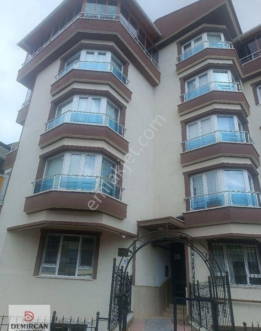 Etimesgut Alsancak Mah.de Satılık Masrafsız 3+1