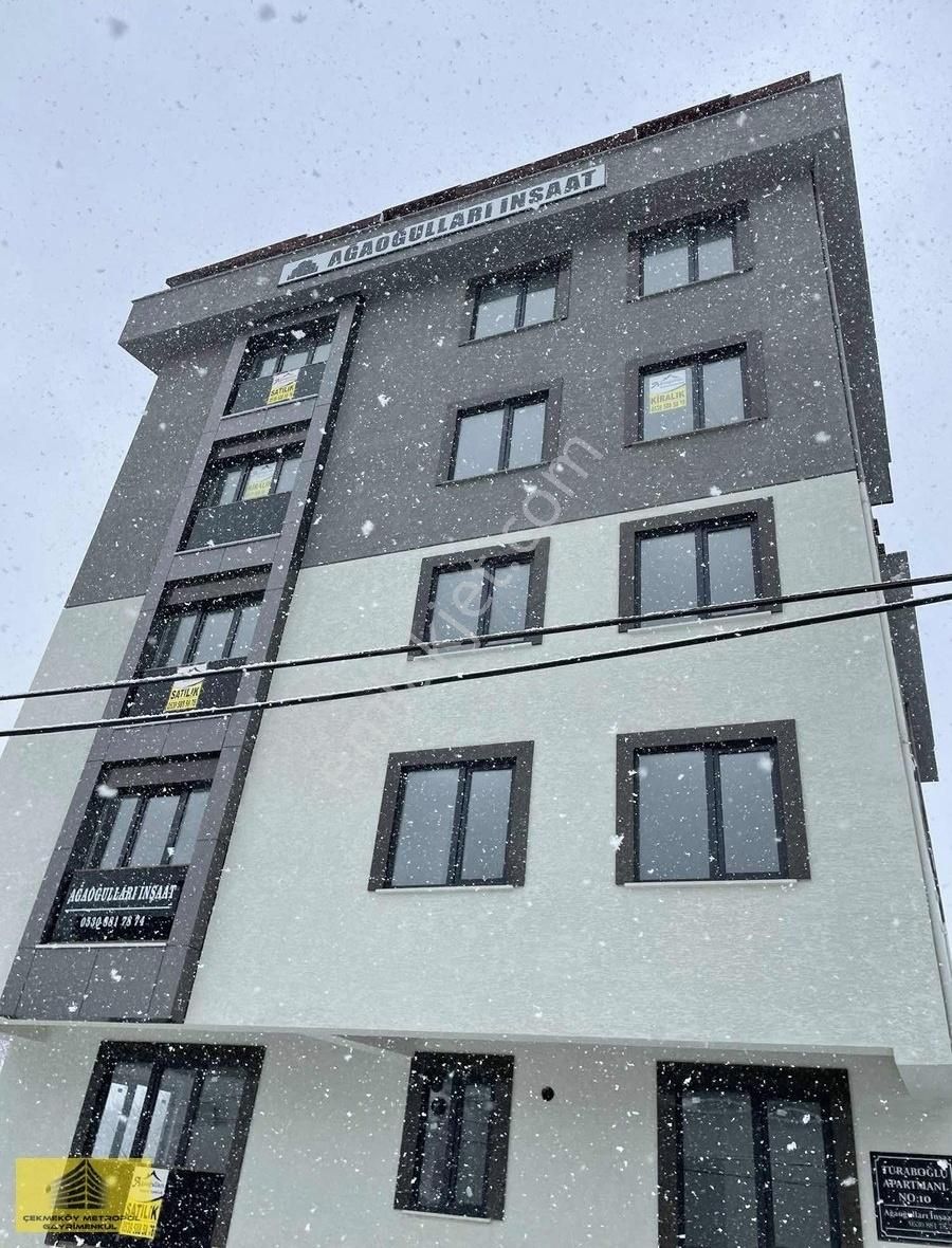 Metropol'den Çekmeköy De Satılık 3+1 Asansörlü Kullanışlı Daire.