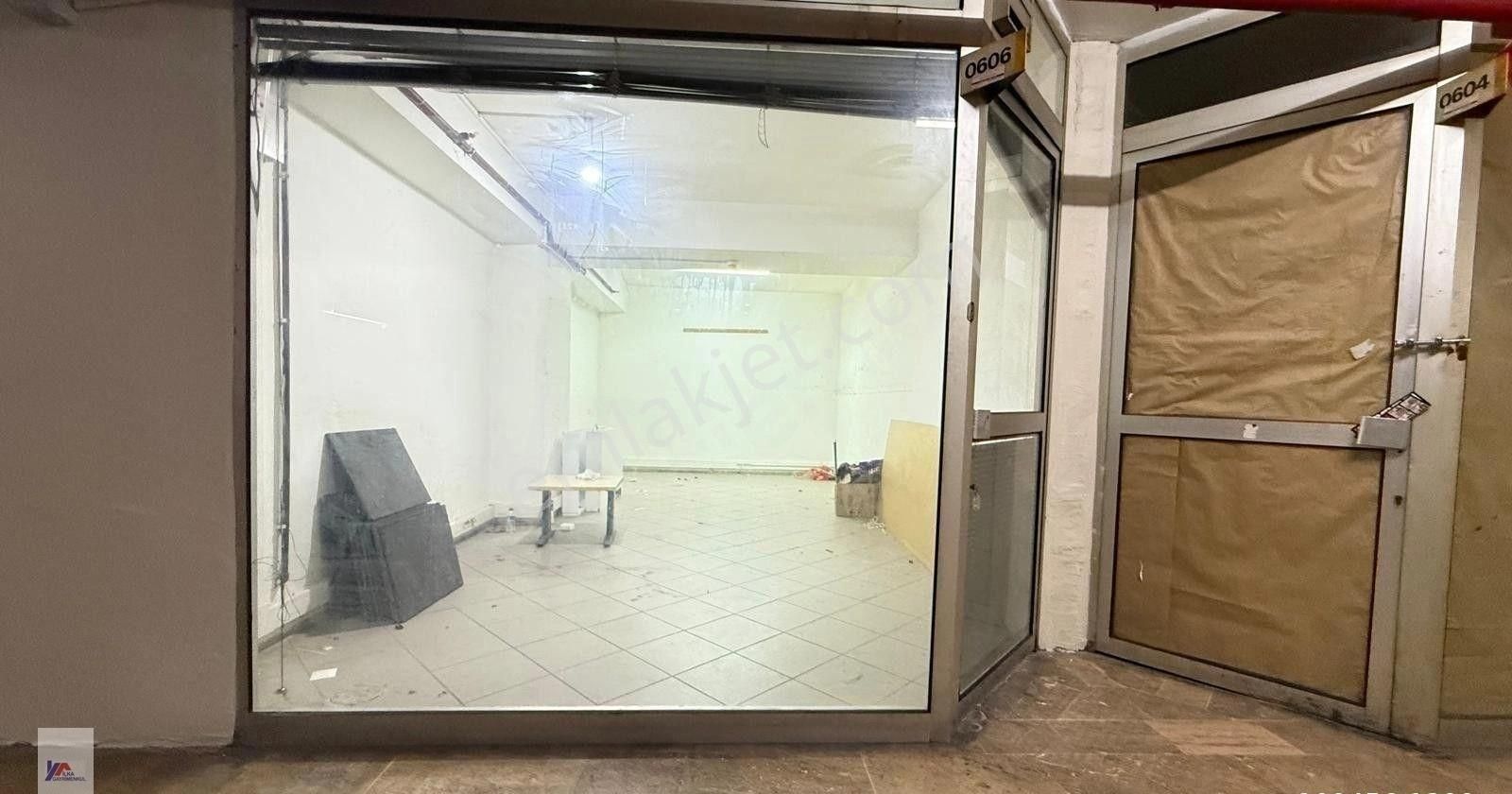 İlka'dan Perpa Ticaret Merkezinde