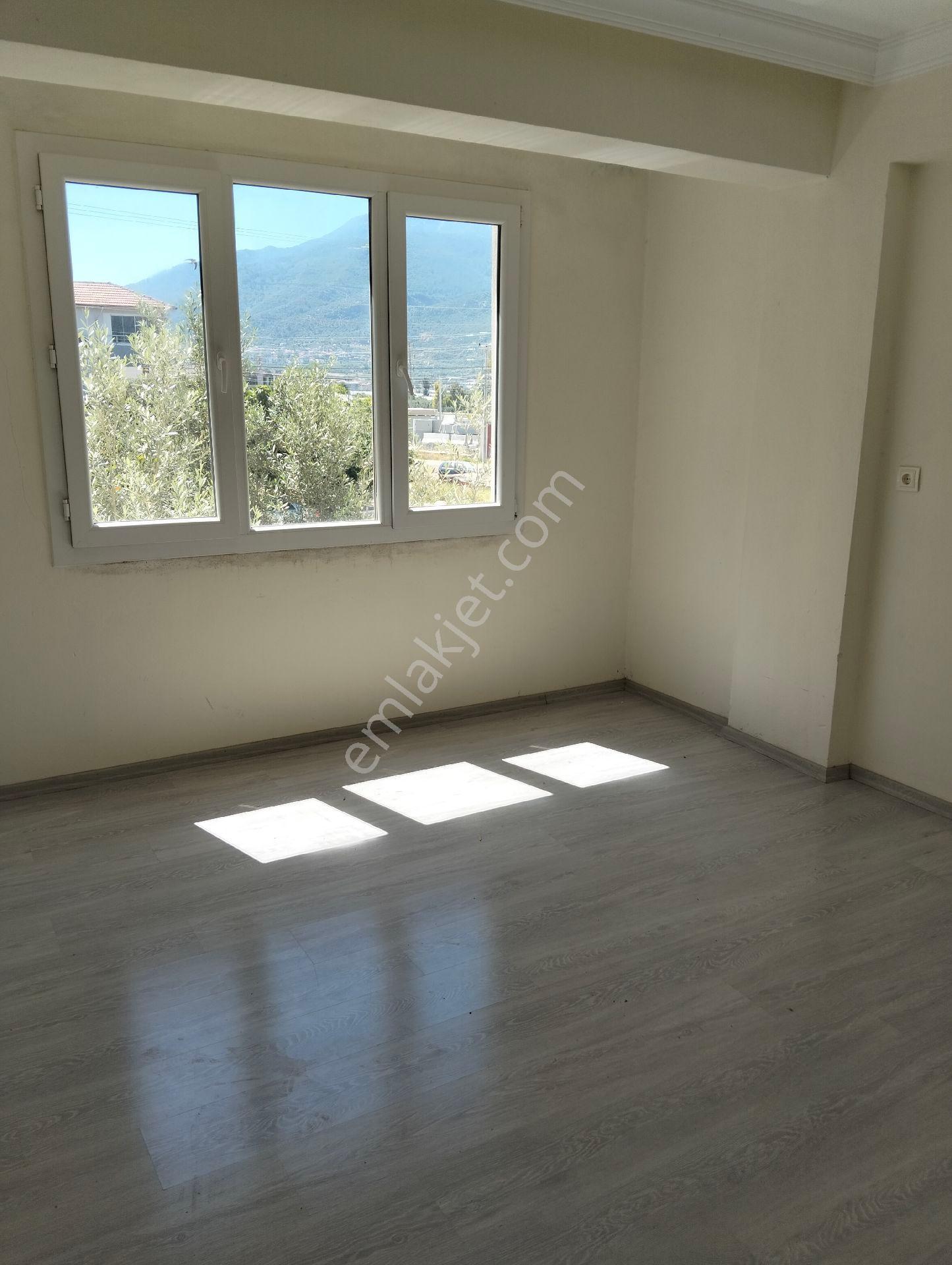 Karaçulhada Okula Yakın Kiralık 2+1 Daire - Görsel 10